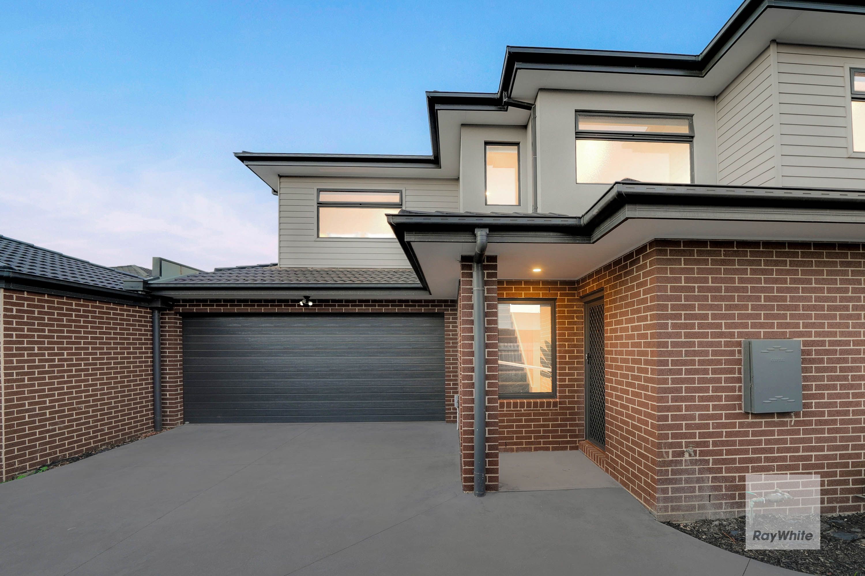 2/96 Mcnamara Avenue, Airport West, VIC 3042