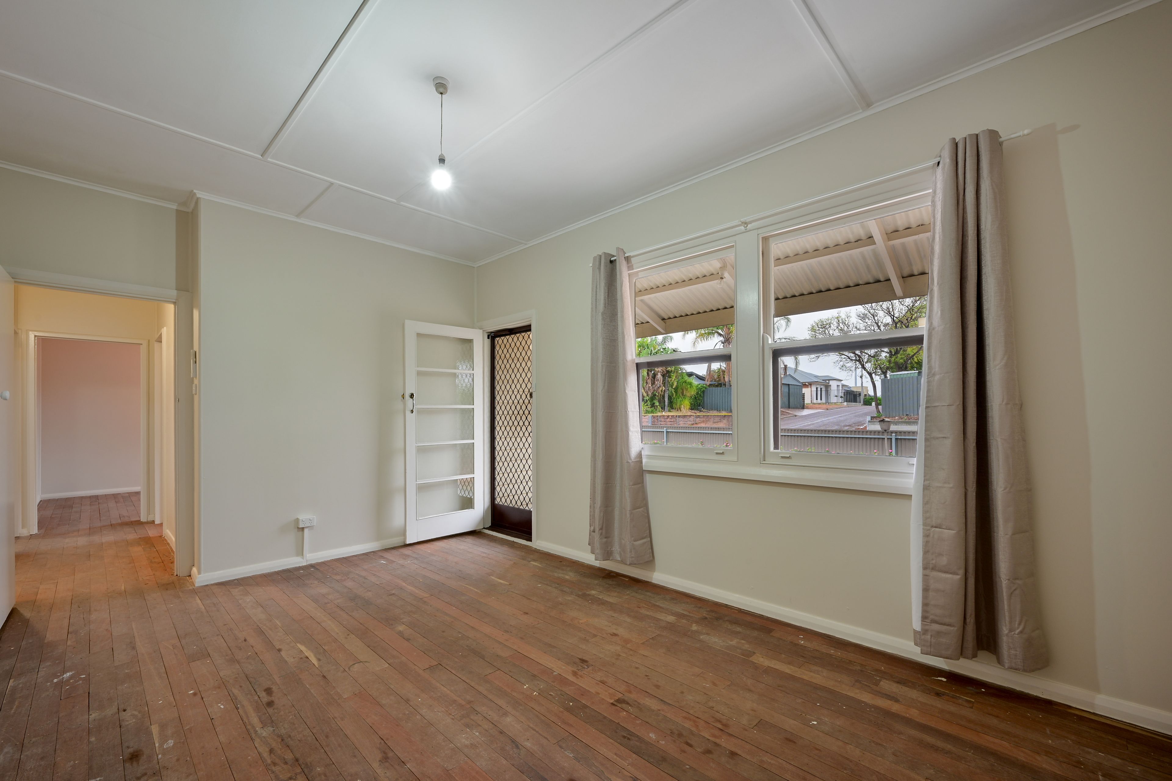 17 Argyle Street — photo 4 of 16