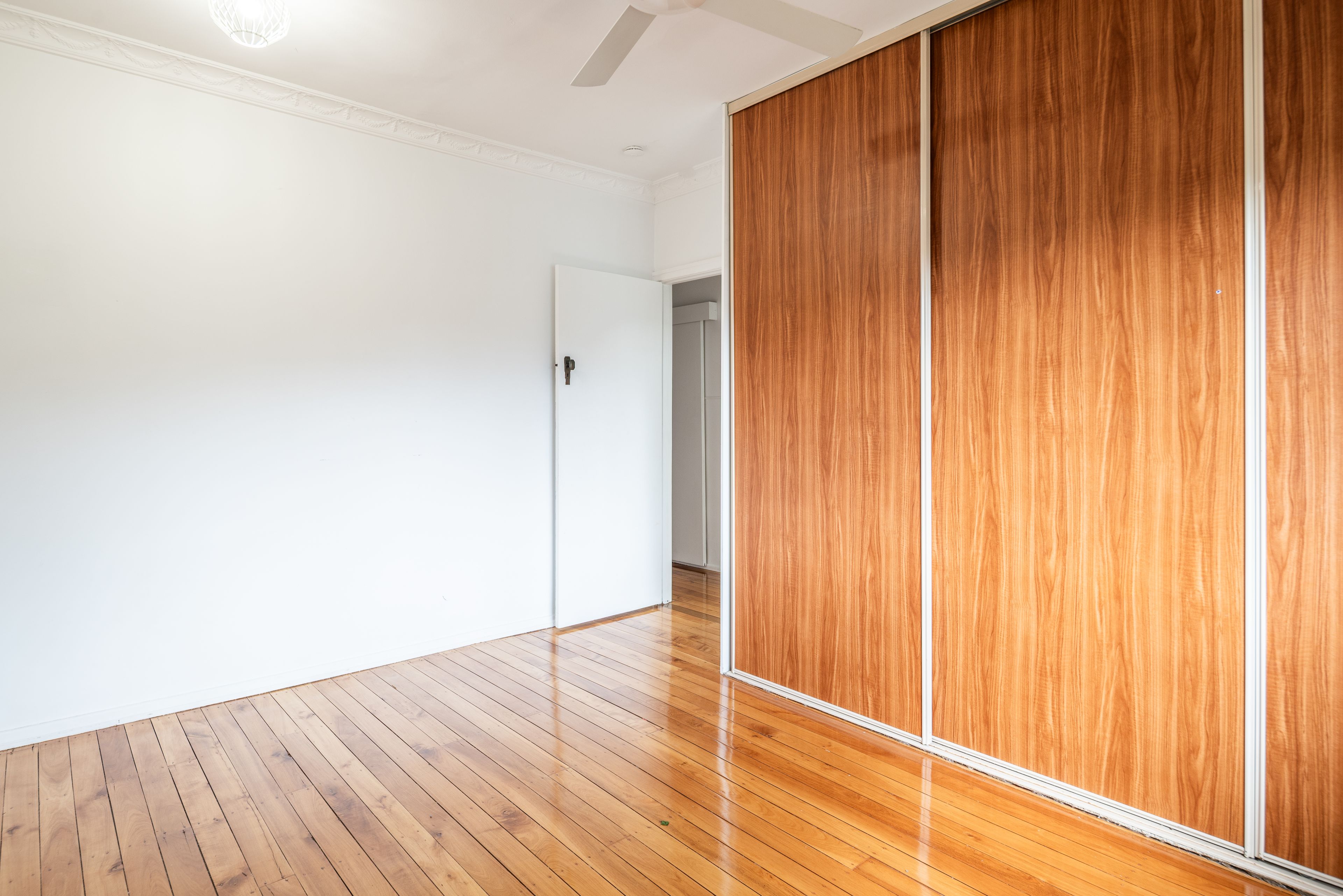 7 Elliott Road — photo 9 of 13