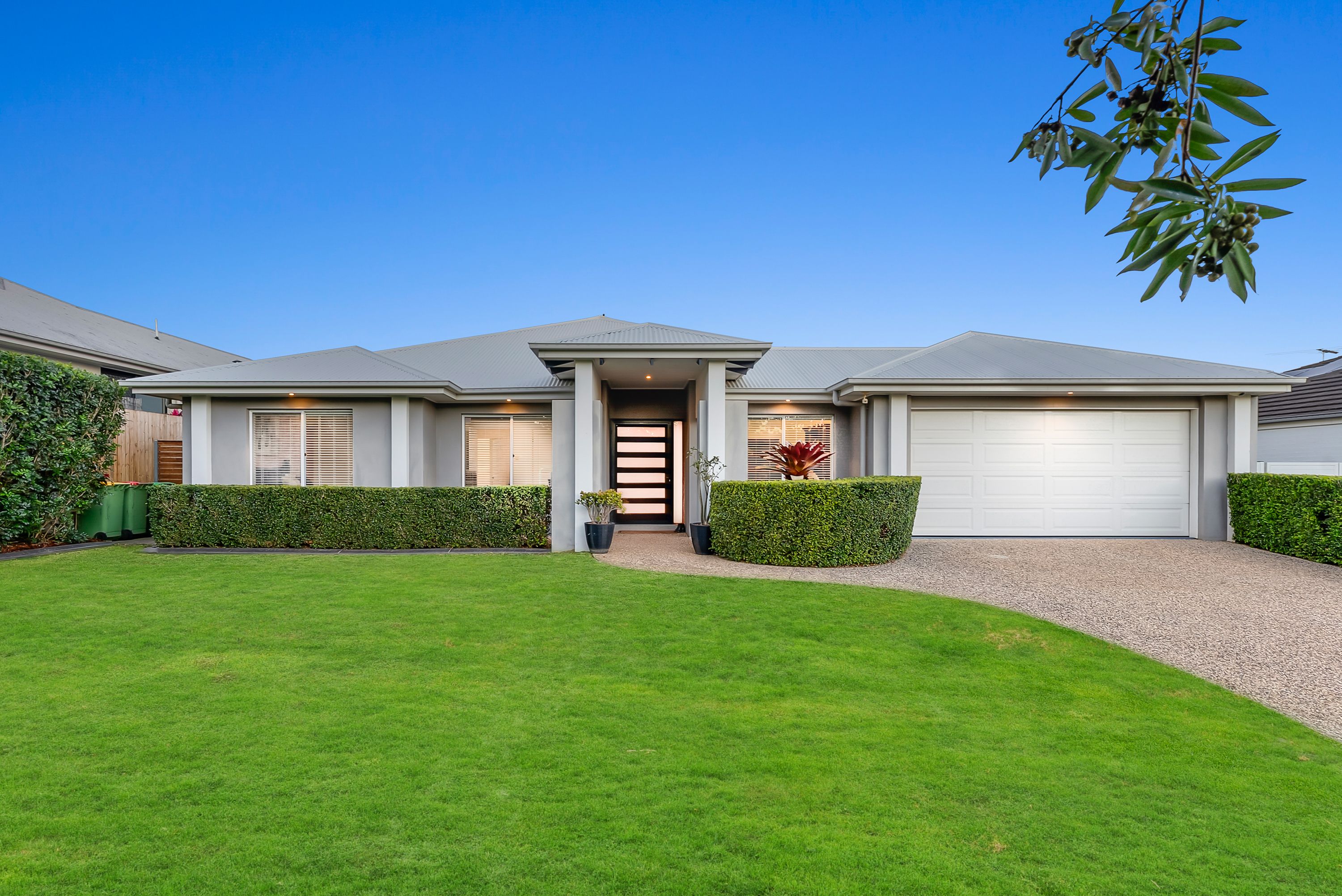 21 Hillcrest Court — photo from Ray White North Lakes