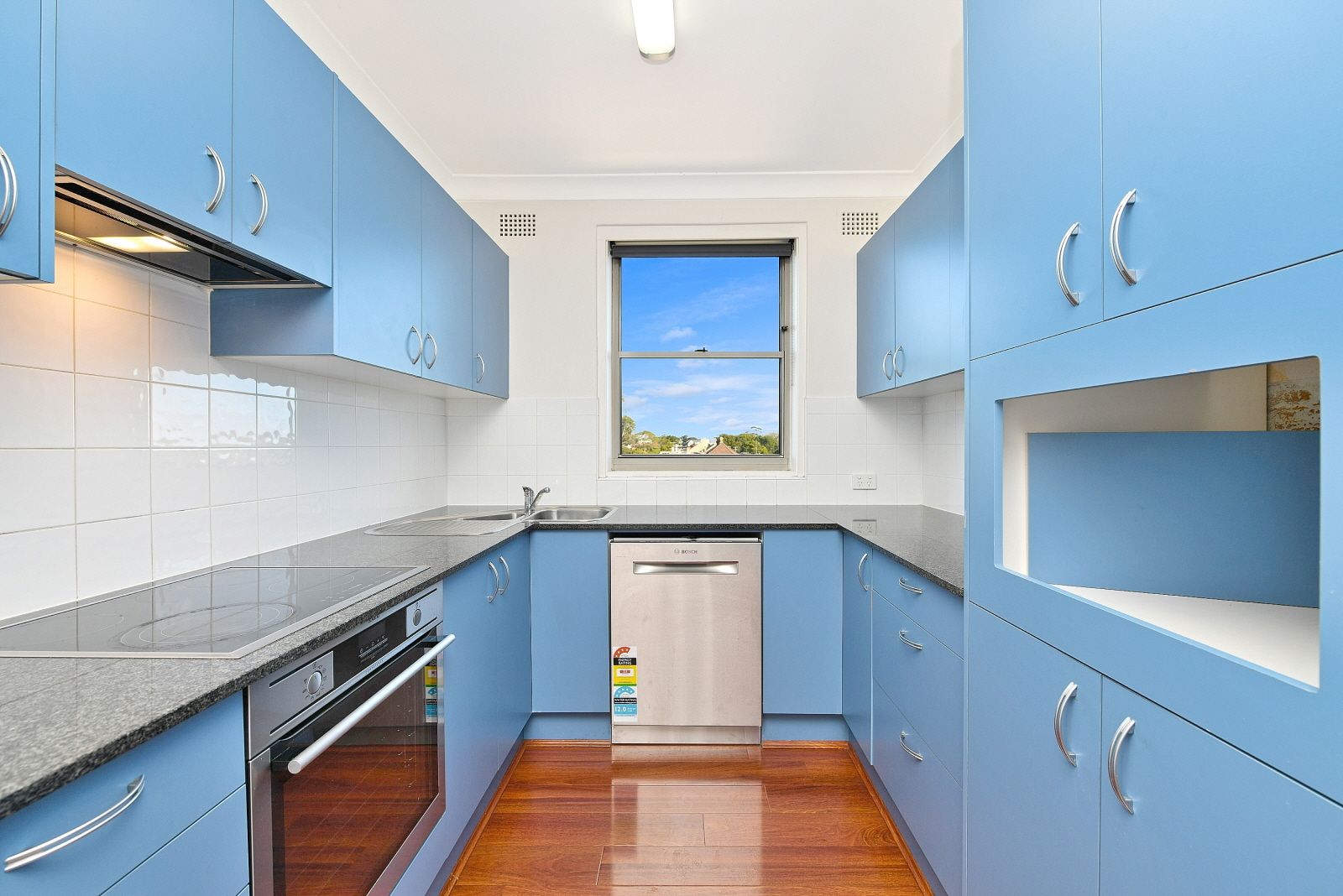 25/44 Collins Street — photo 3 of 6