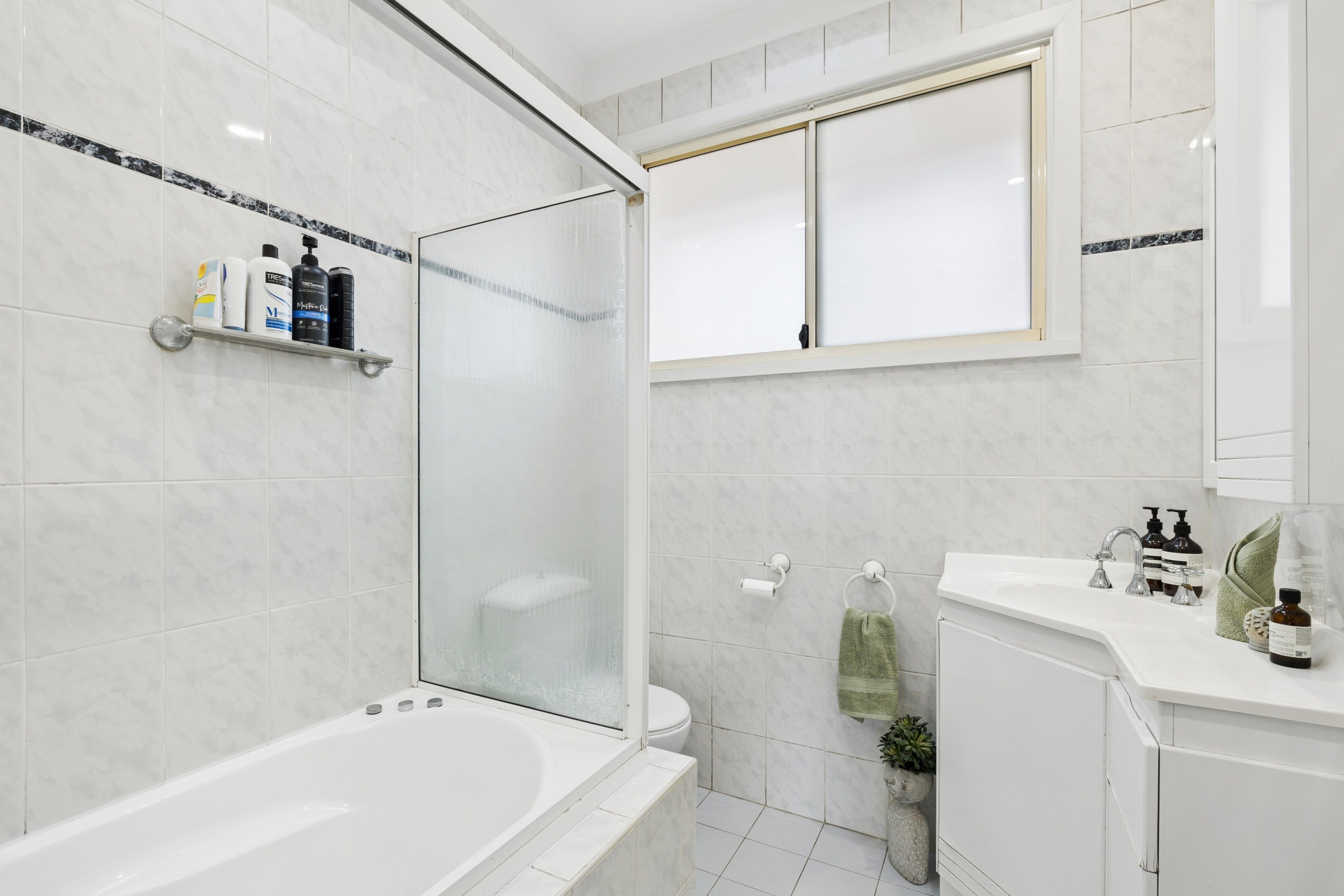70 Parry Avenue — photo 13 of 21