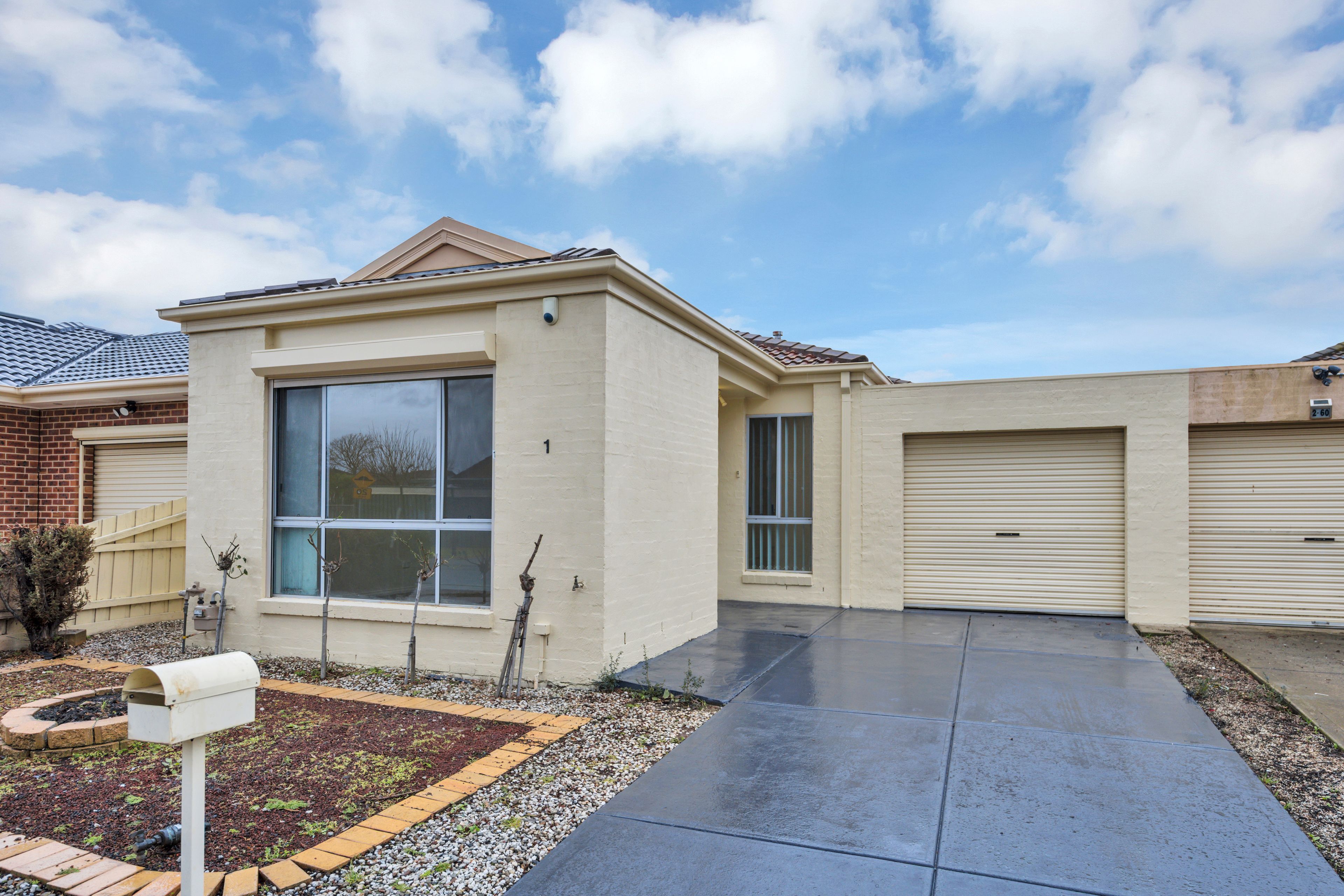 1/60 Boberrit Wynd, Sydenham, VIC 3037
