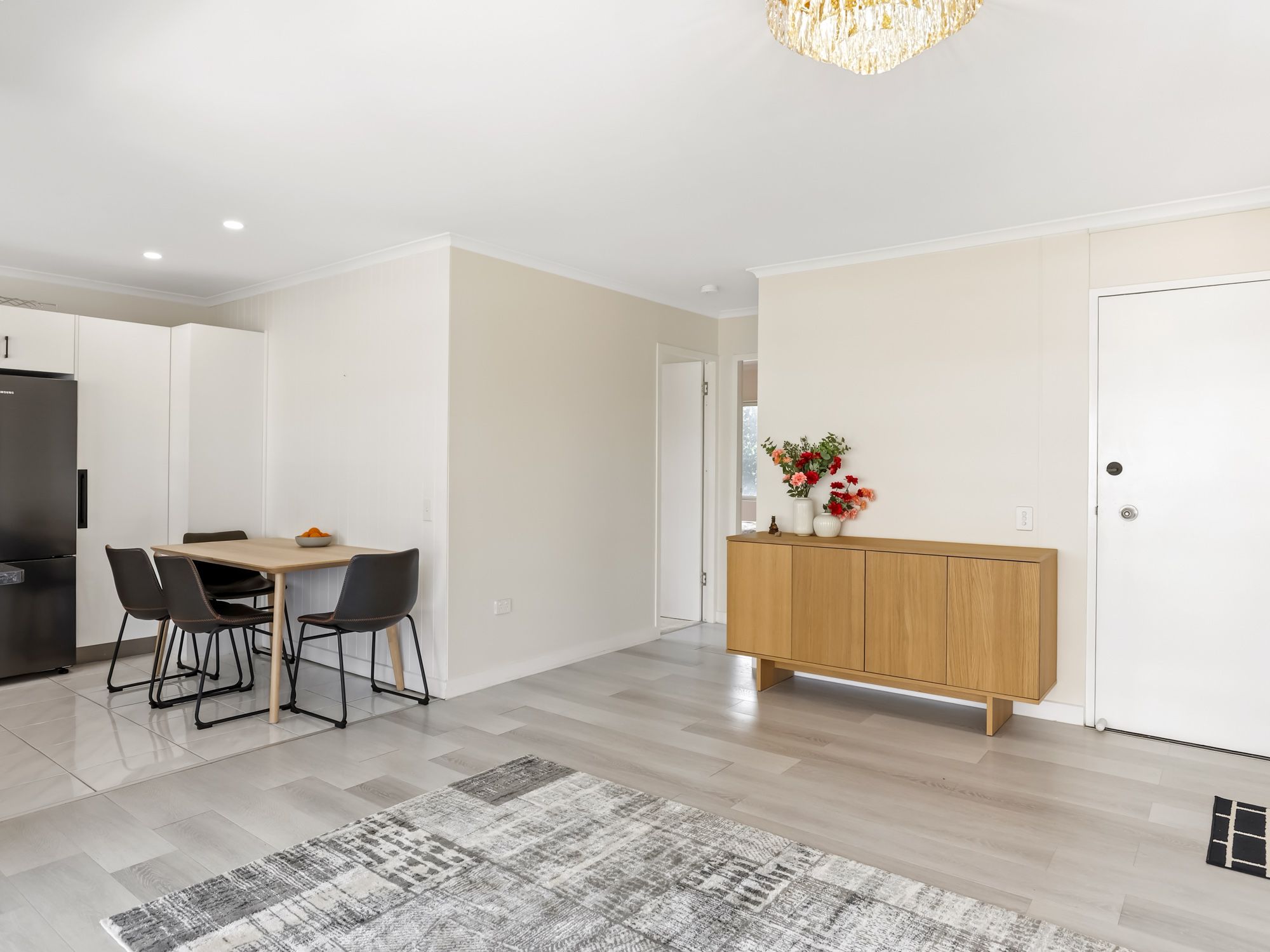 9/516 Marine Parade — photo 4 of 11