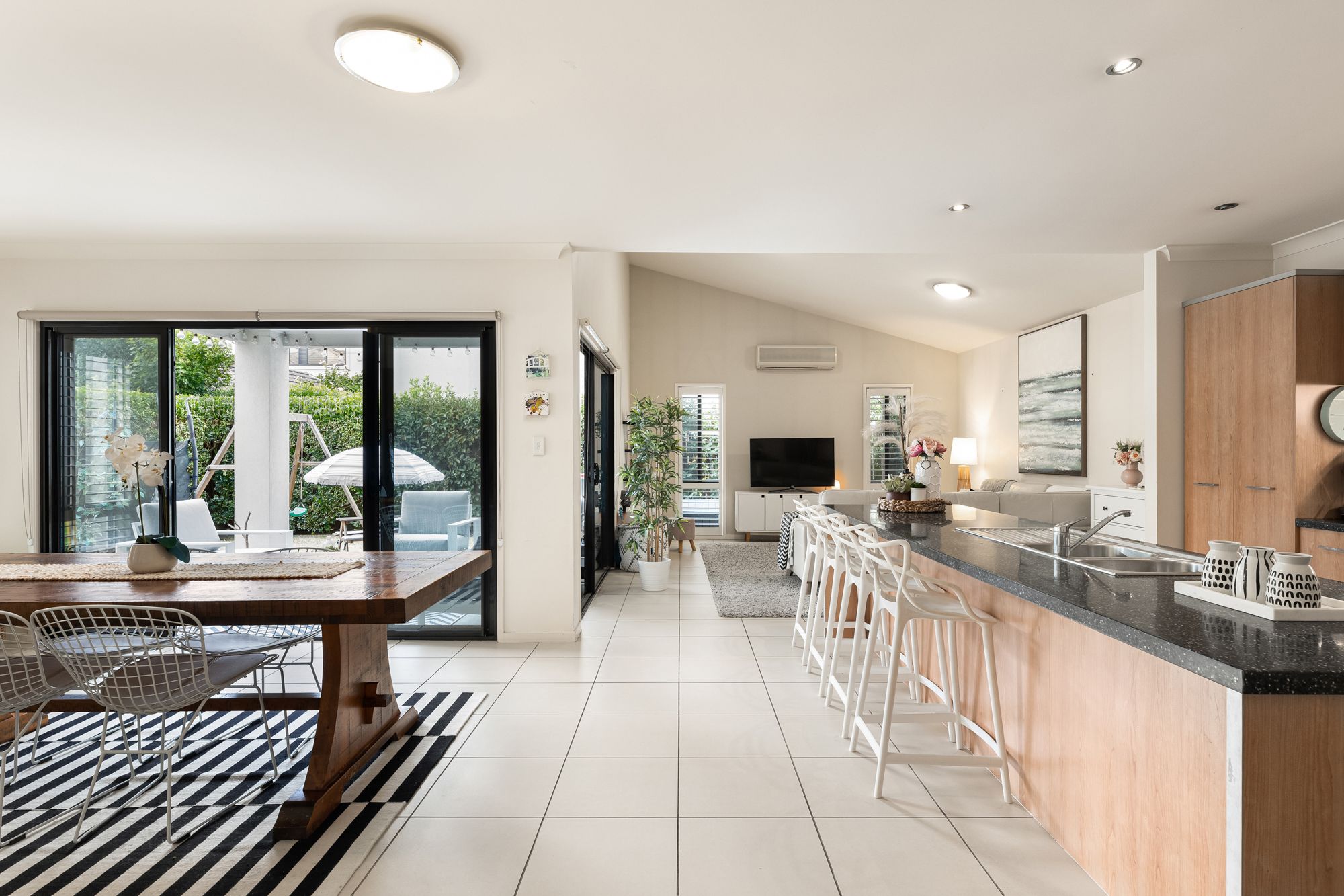 82/1 Celestial Court, Carina, QLD 4152
