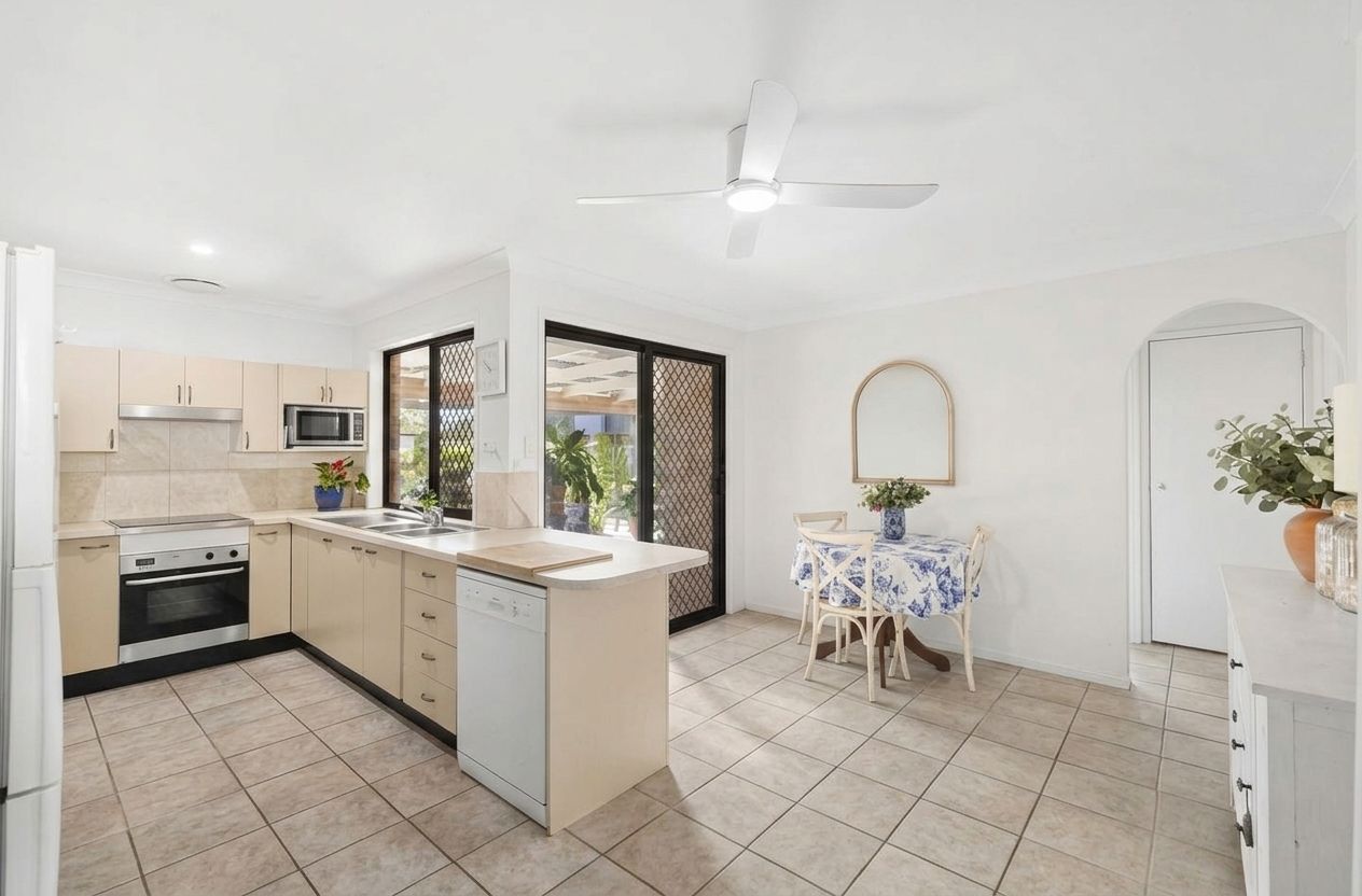 23 Spinnaker Boulevard — photo 4 of 19