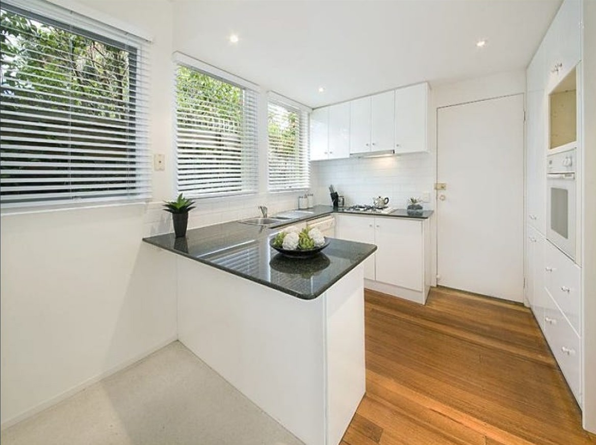 55 Cairnes Crescent, Malvern East, VIC 3145