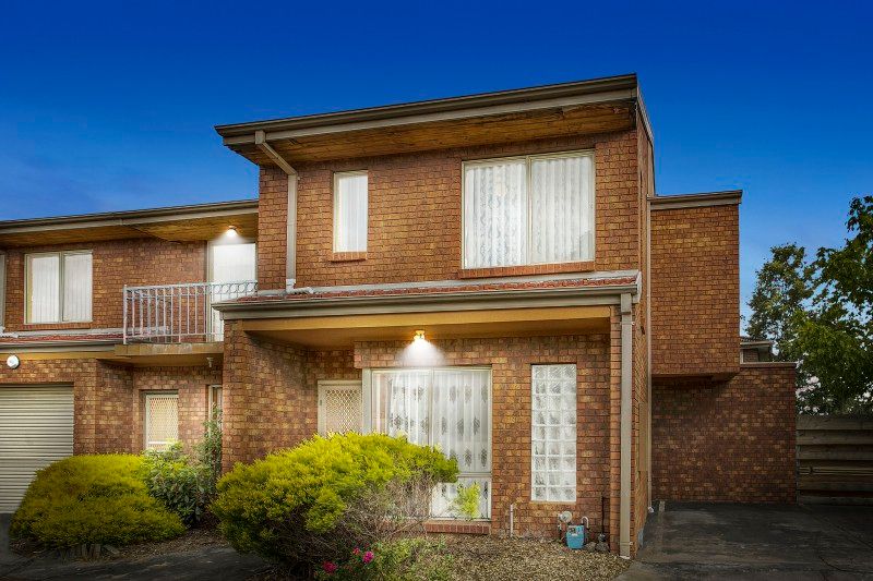 17 Leonard Avenue, Noble Park VIC 3174