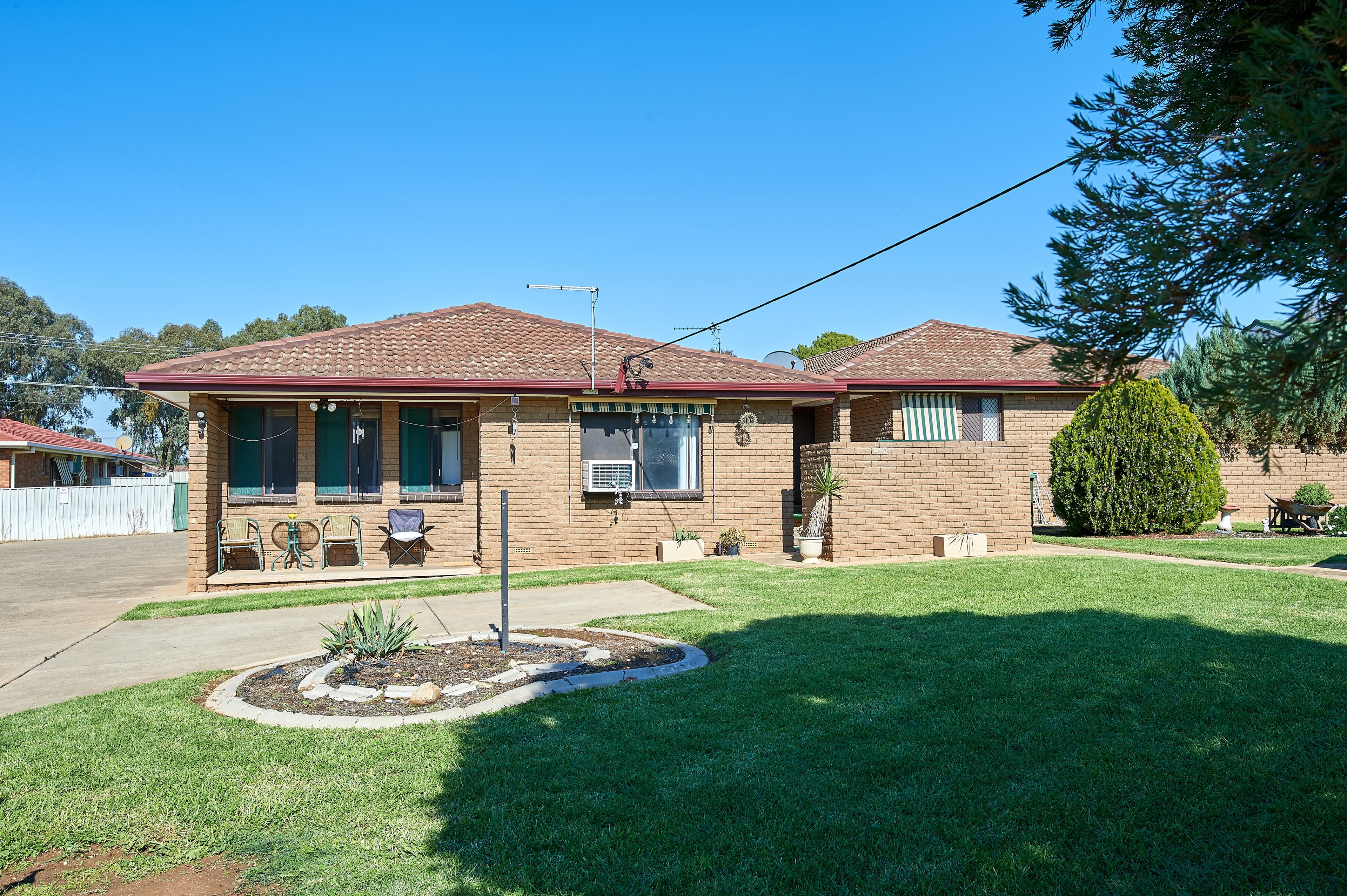 1/6 Wewak Street, Wagga Wagga, NSW 2650