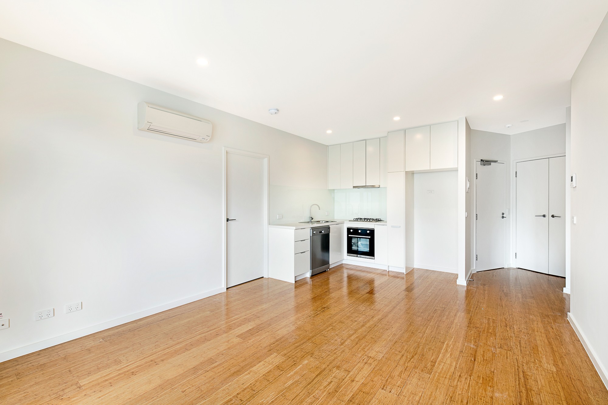 G06/1217 Centre Road, Oakleigh South, VIC 3167