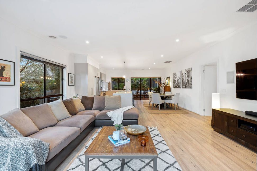 2A Velden Avenue, Ferntree Gully, VIC 3156