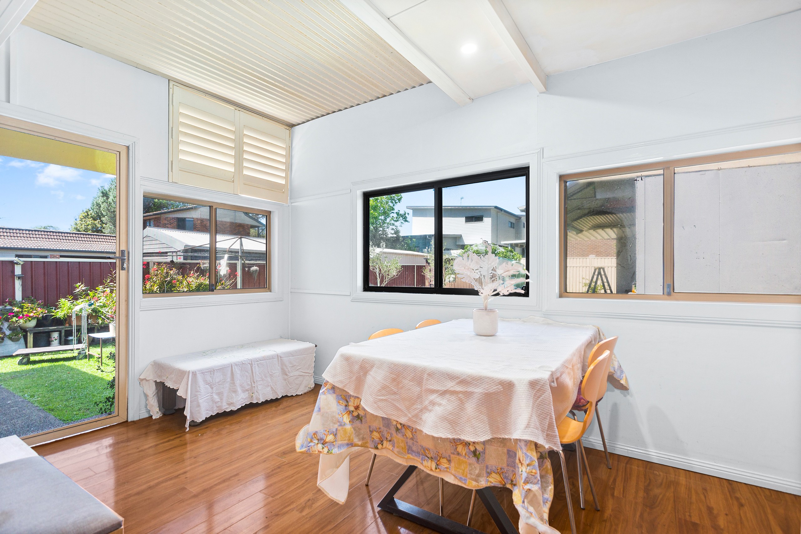 13 Madden Street, Oak Flats, NSW 2529