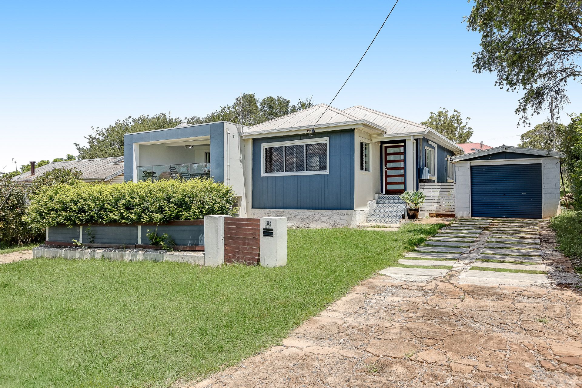 38 Dalgleish Street, South Toowoomba QLD 4350