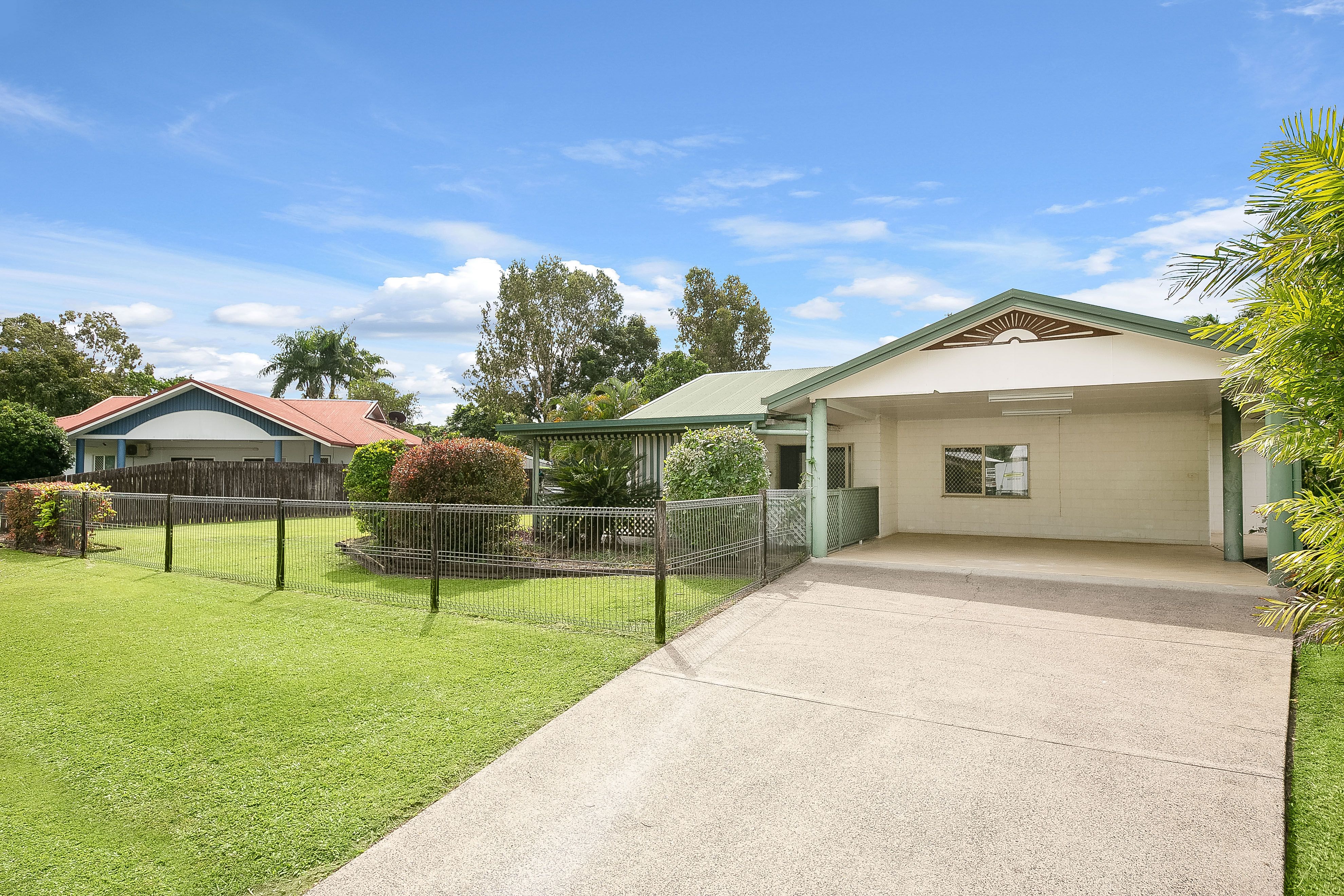 2 Frost Close, Edmonton QLD 4869