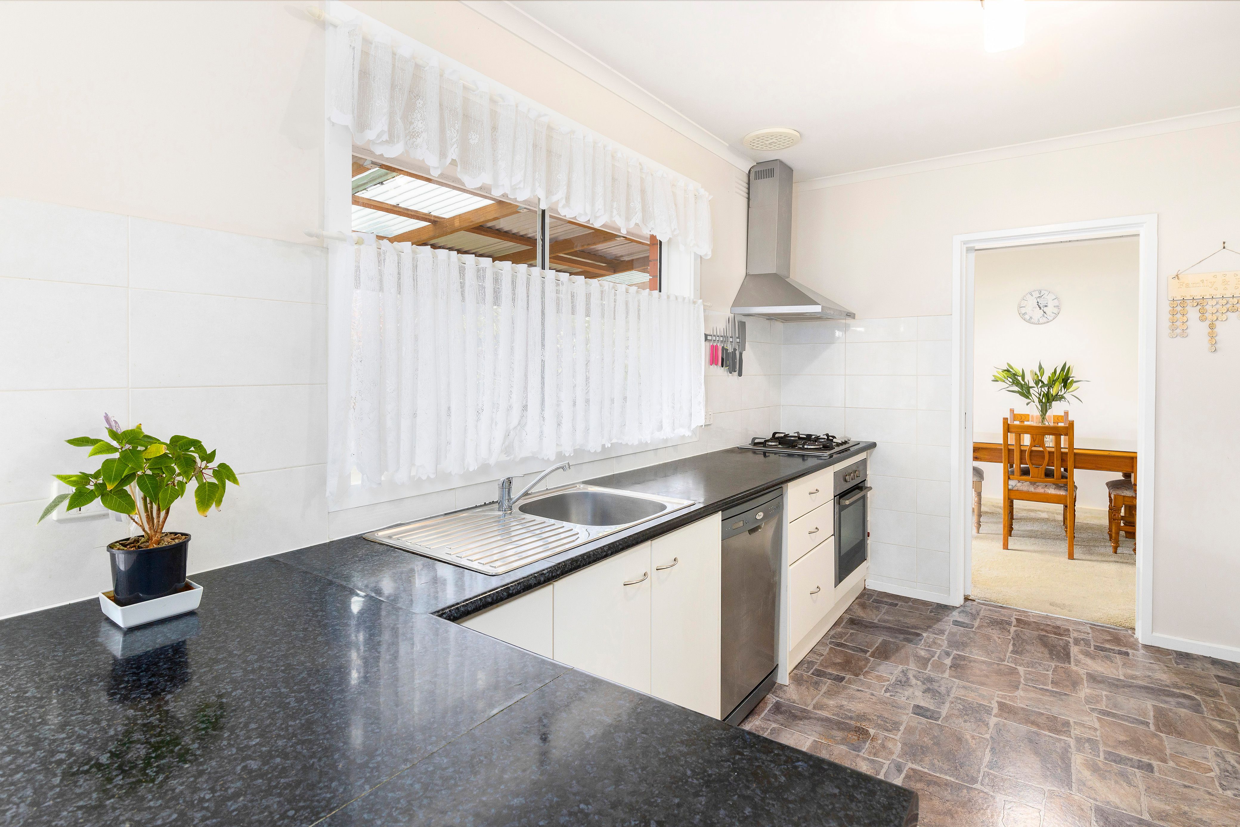 10 Koorong Avenue, Rosebud, VIC 3939