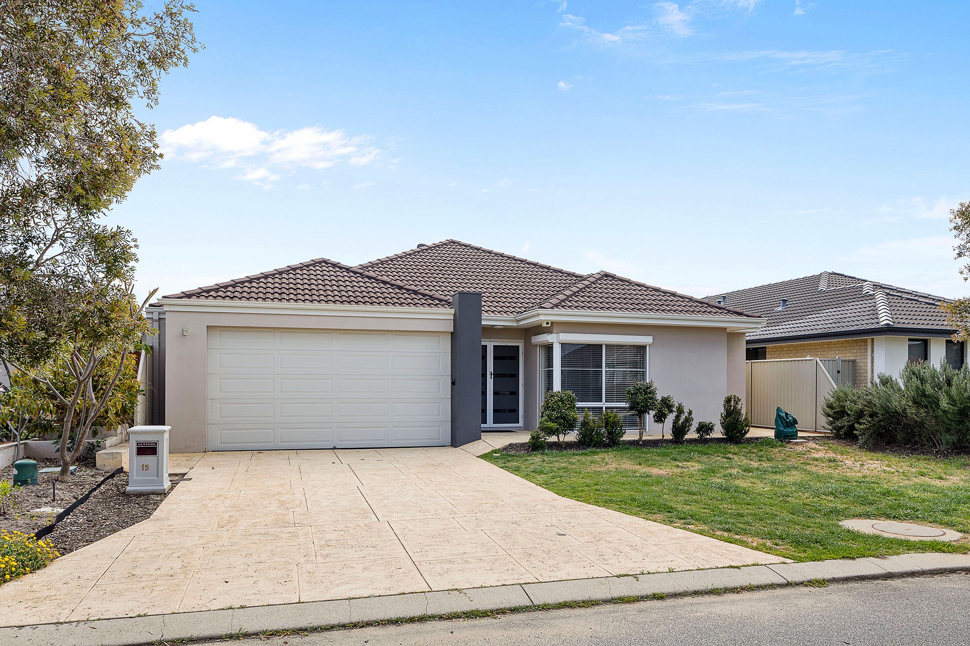 15 Dovedale Street, Harrisdale, WA 6112