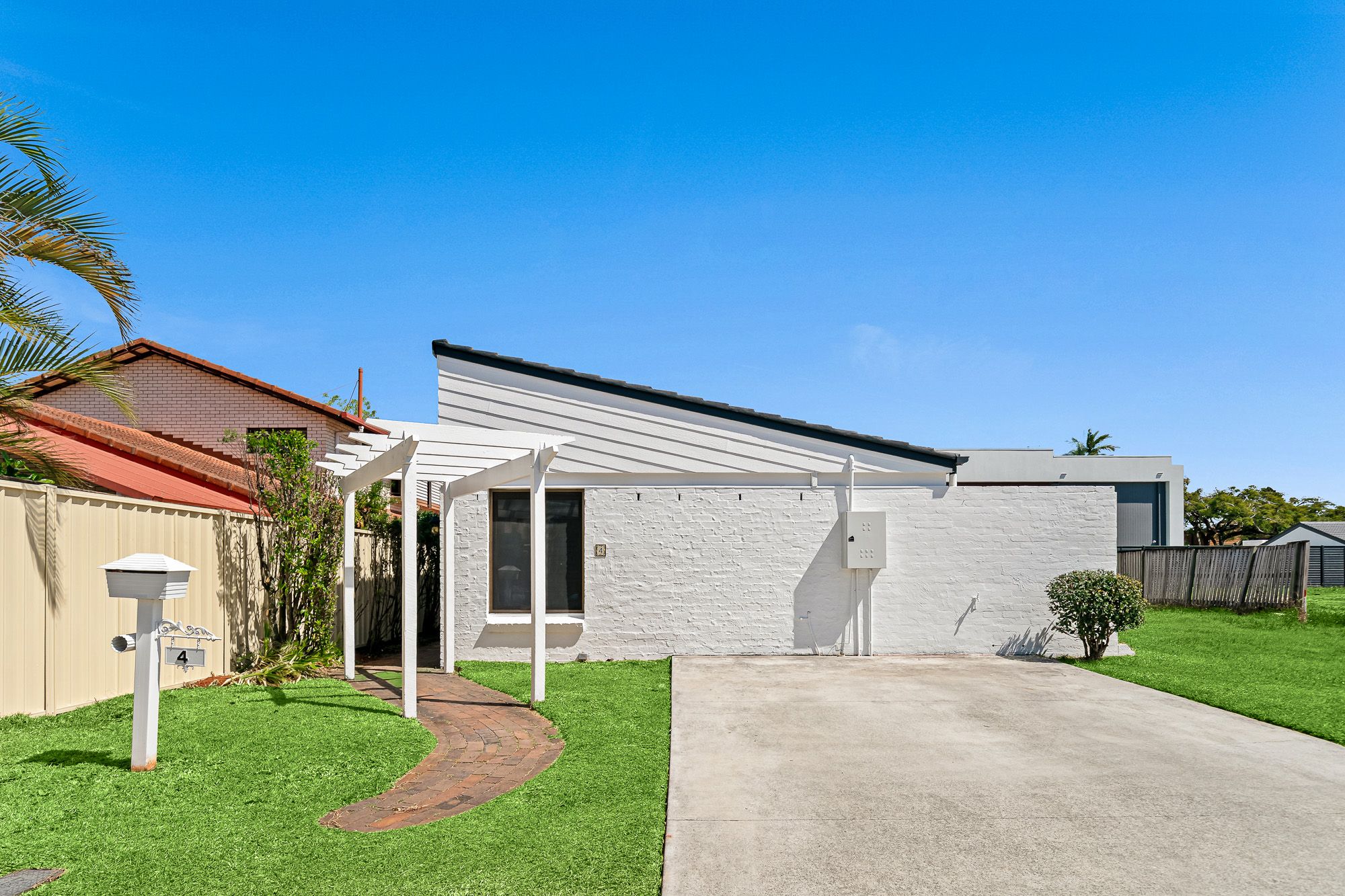 4 Angophora Street — photo from Ray White Sunnybank Hills