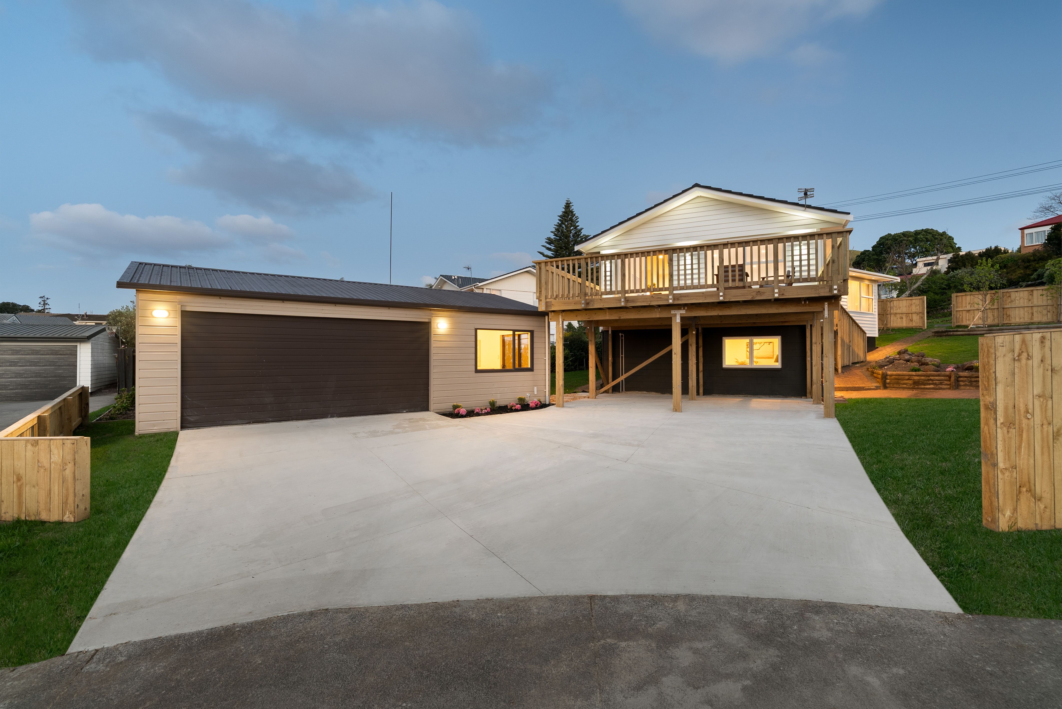 90 Taylor Road, Mangere Bridge, Manukau City