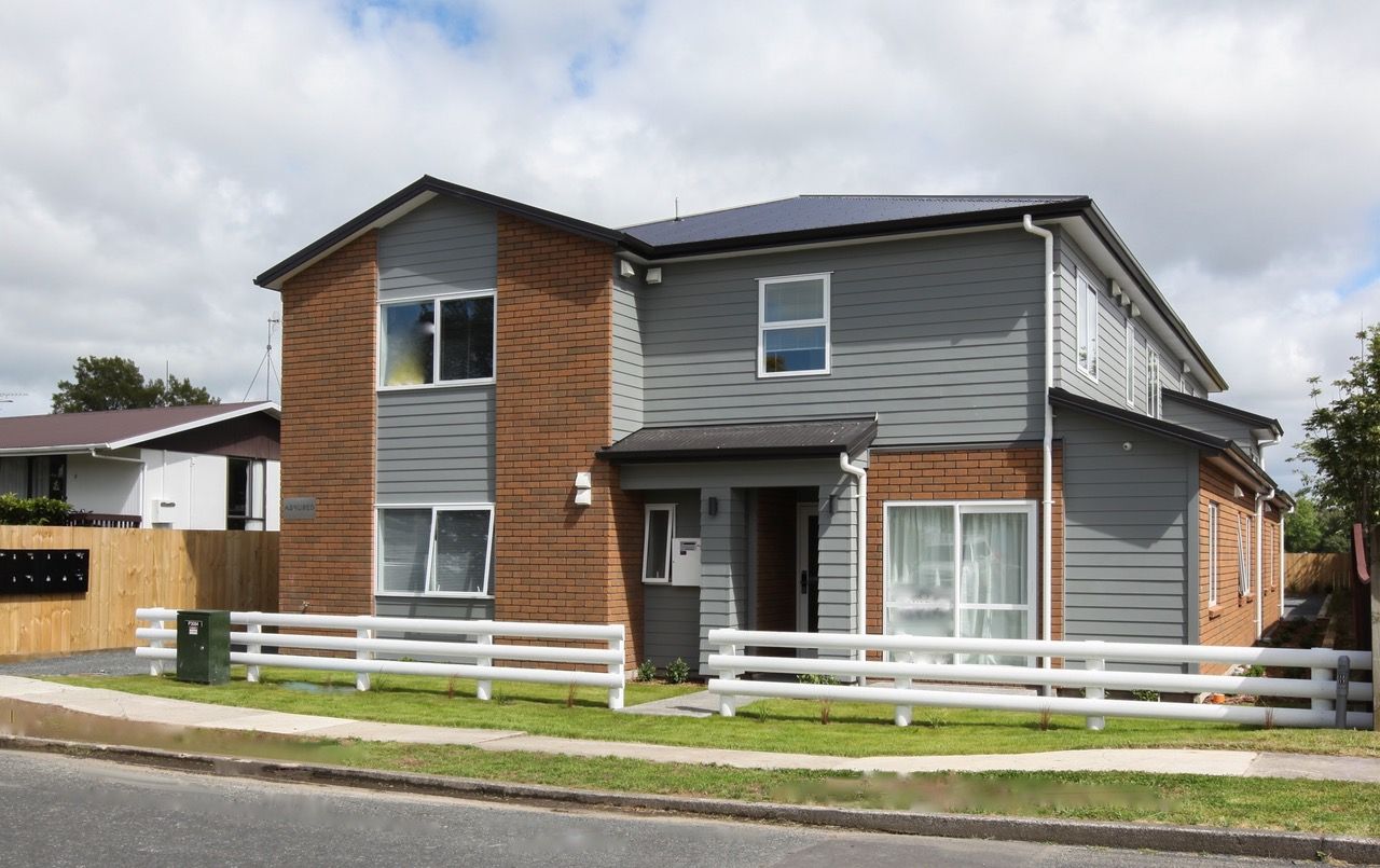 2/13 Crescent Court, Melville, Hamilton City