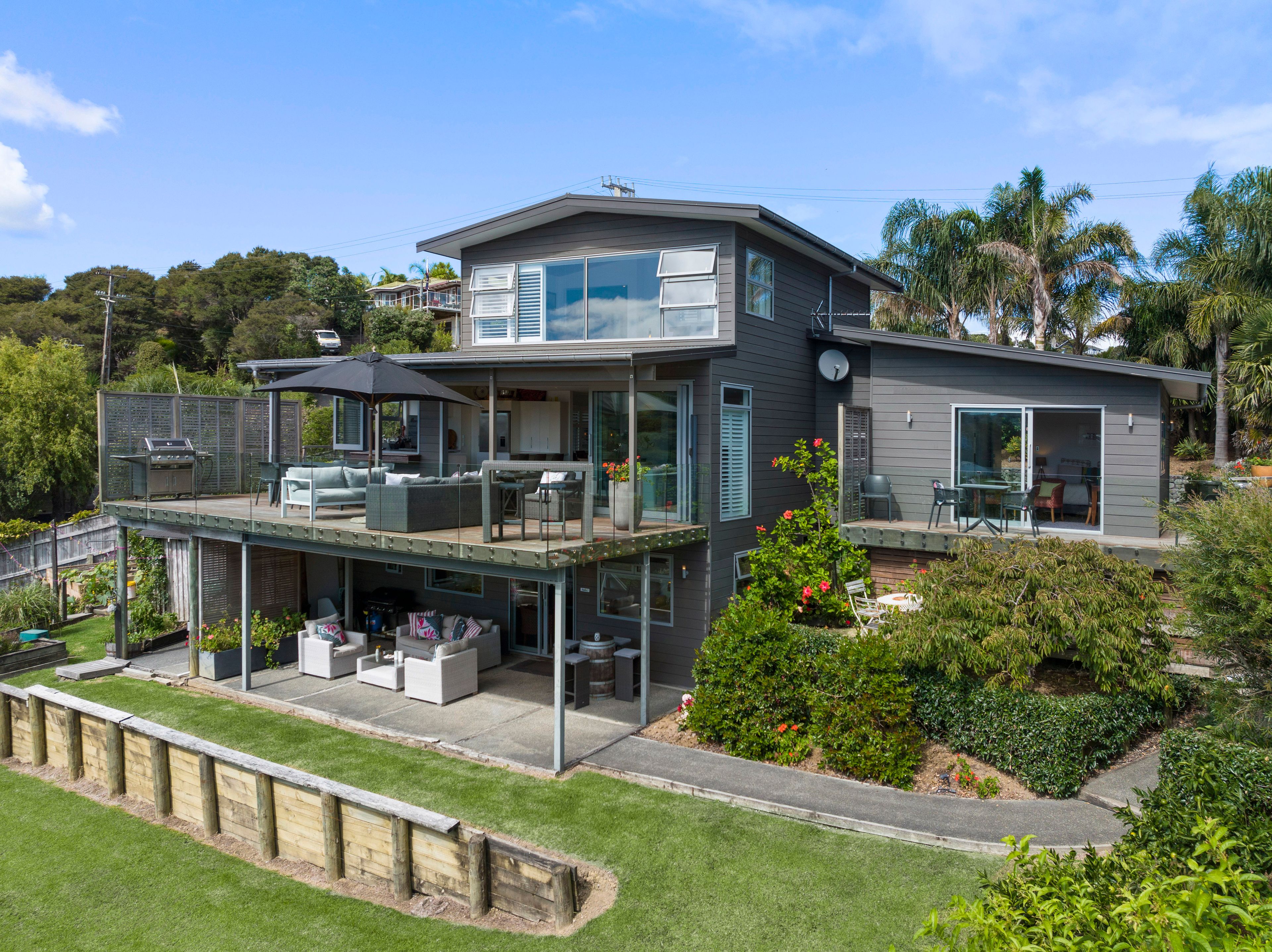 18 Tawa Street, Oneroa, Waiheke Island 1081 House for Sale Ray