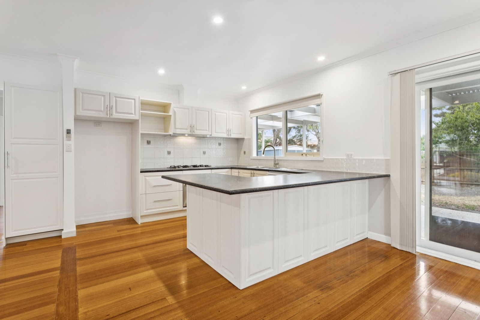 6 Clematis Avenue, Capel Sound, VIC 3940