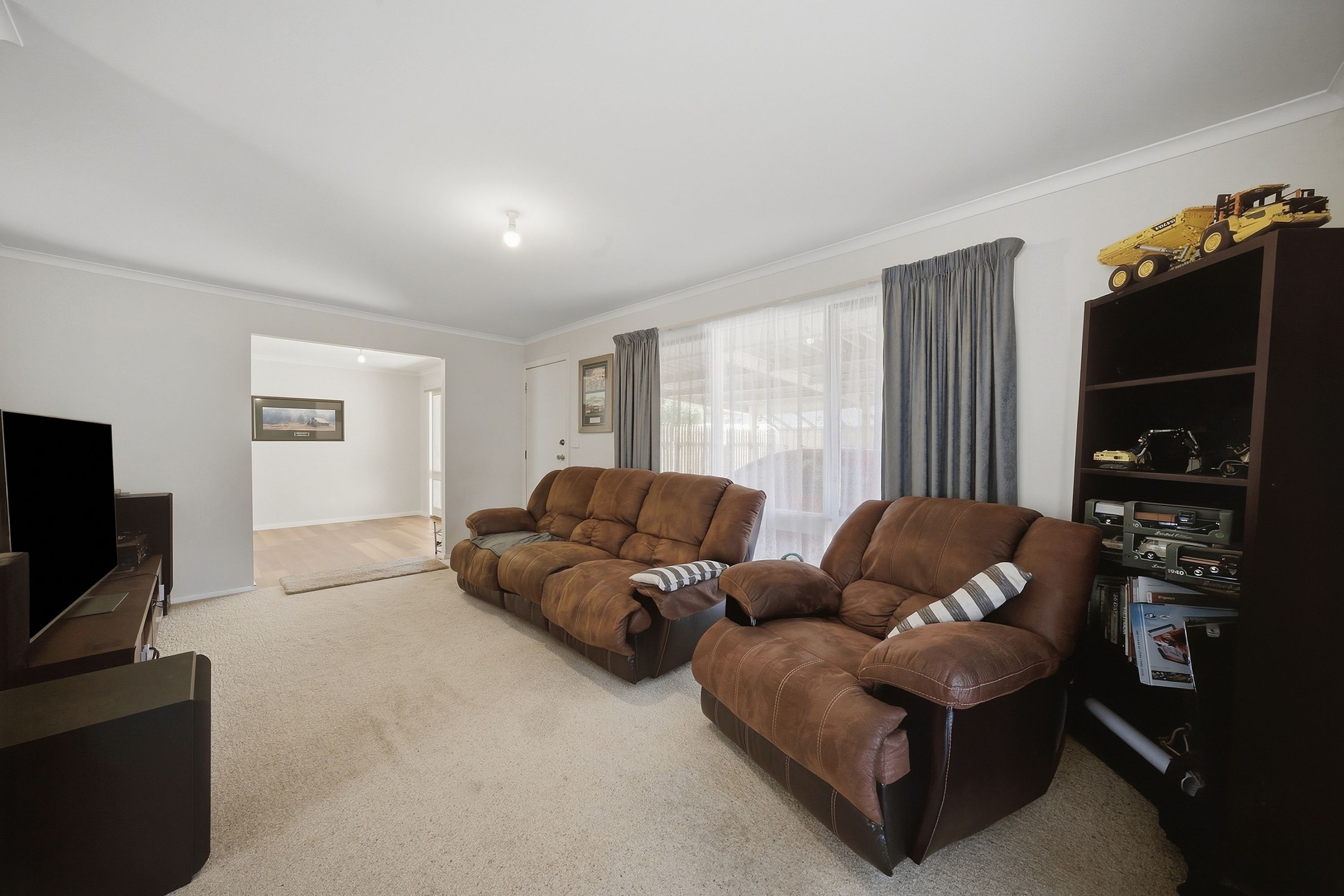 39 Stonehaven Road — photo 6 of 17