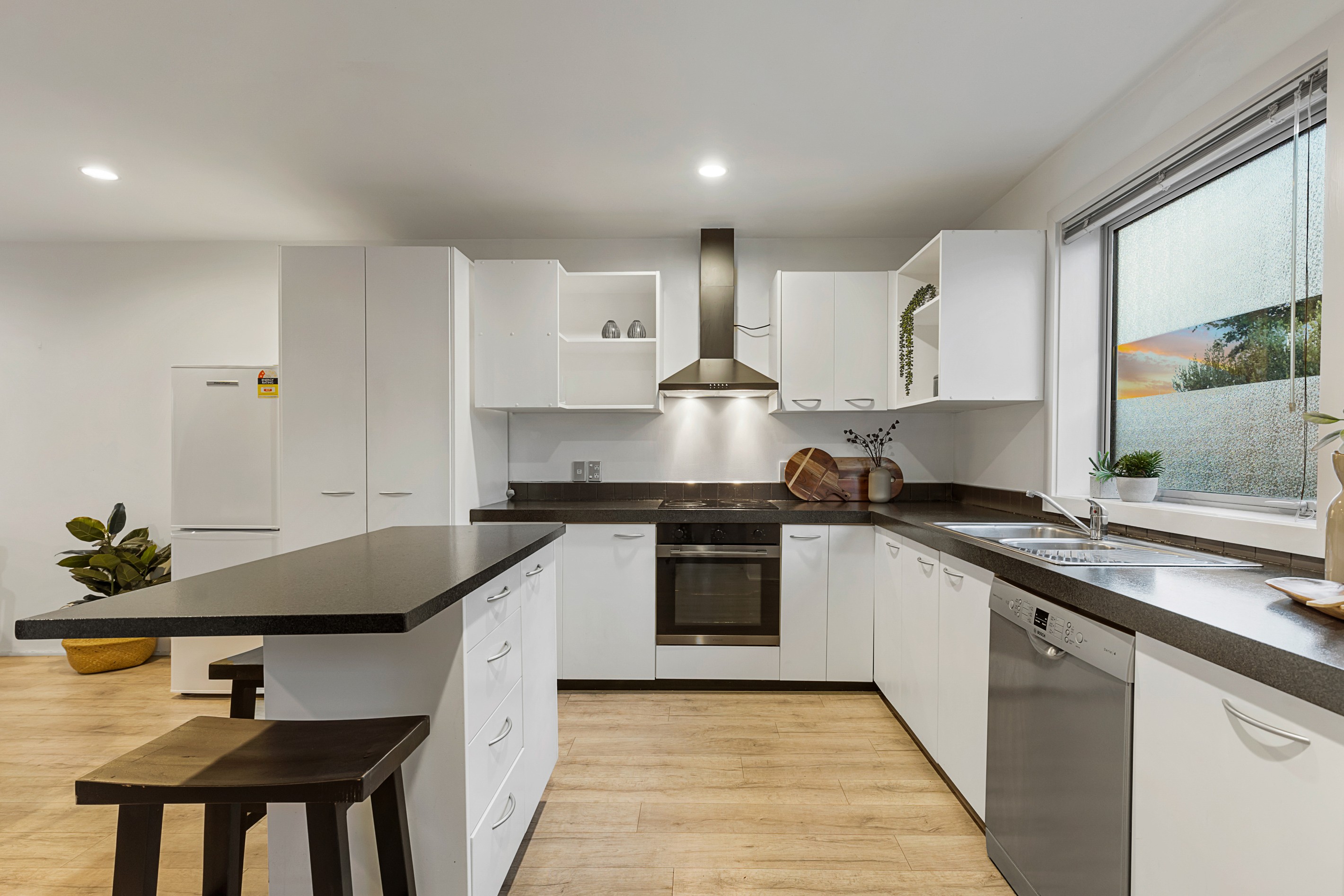 17A Whiteleigh Avenue, Addington, Christchurch City