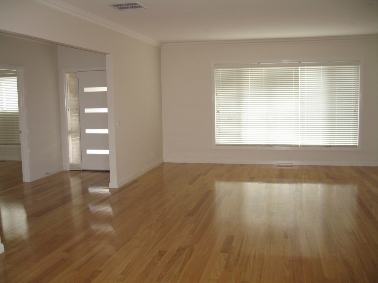 1/92 Essex Street, Mount Waverley, VIC 3149