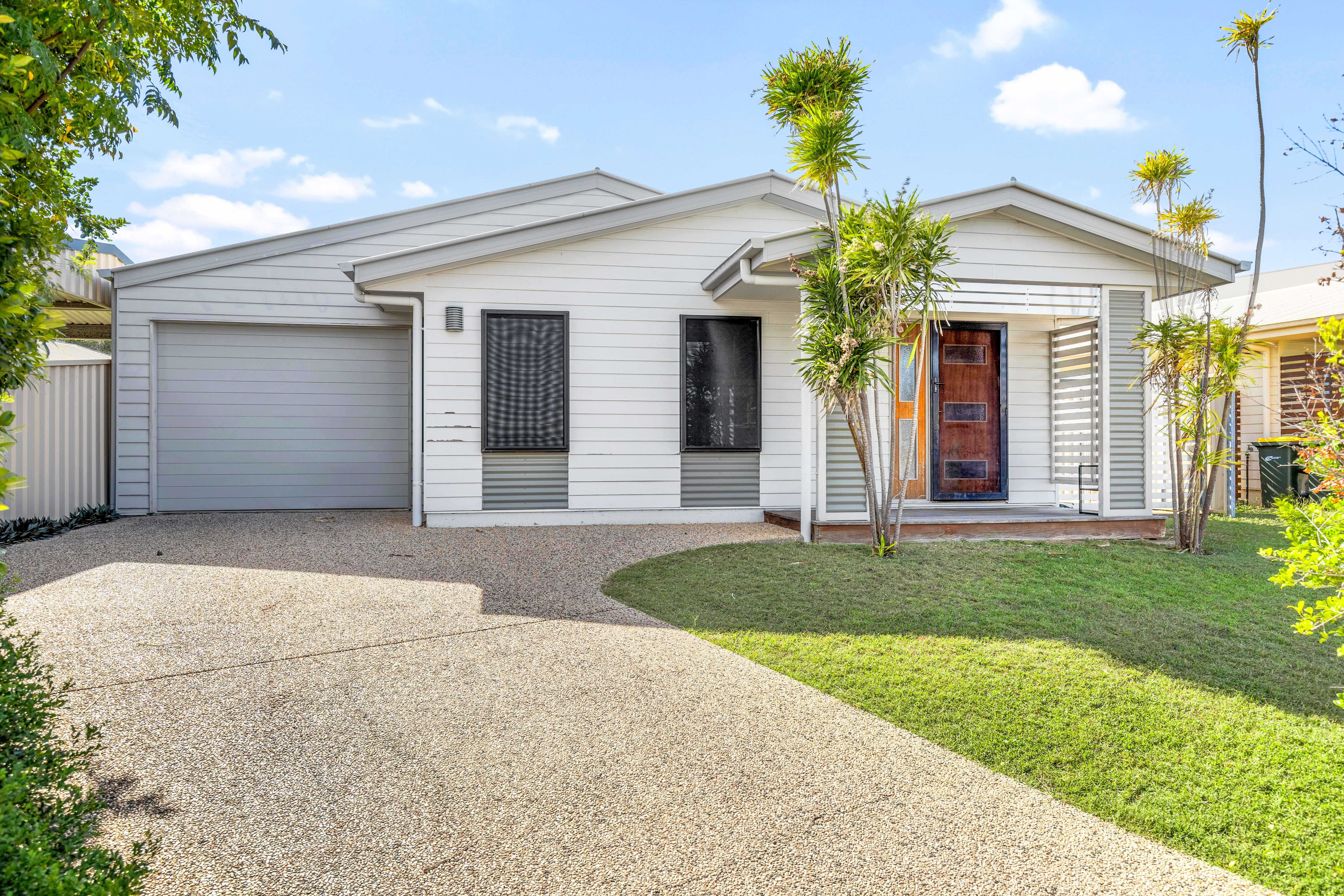 57 Jeppesen Drive, Emerald QLD 4720
