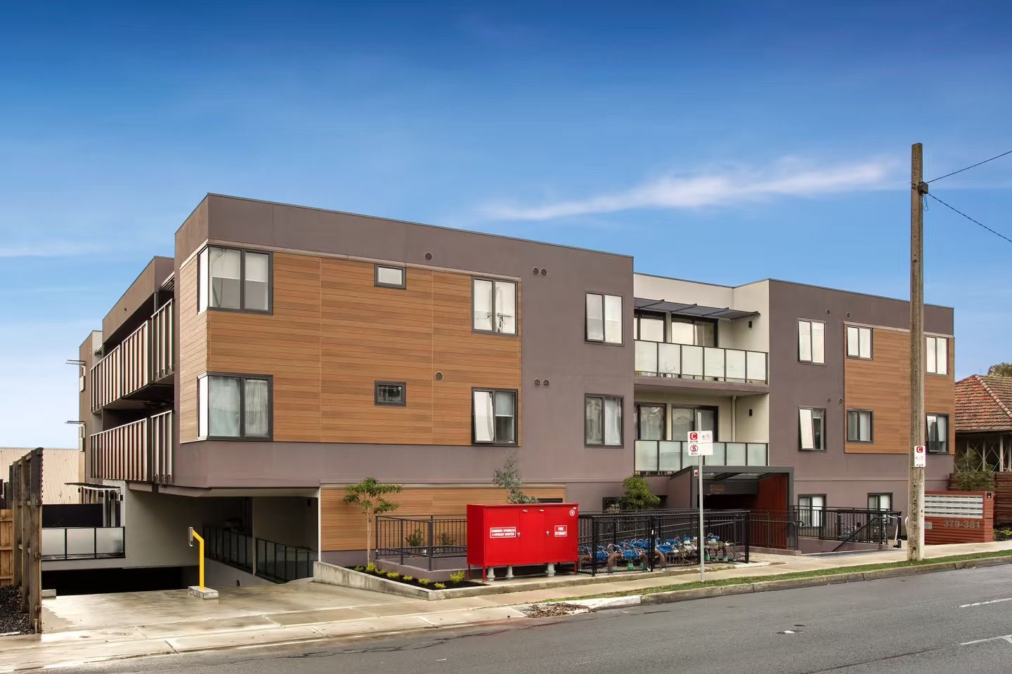 G01/379-381 Burwood Highway — photo from Ray White Burwood