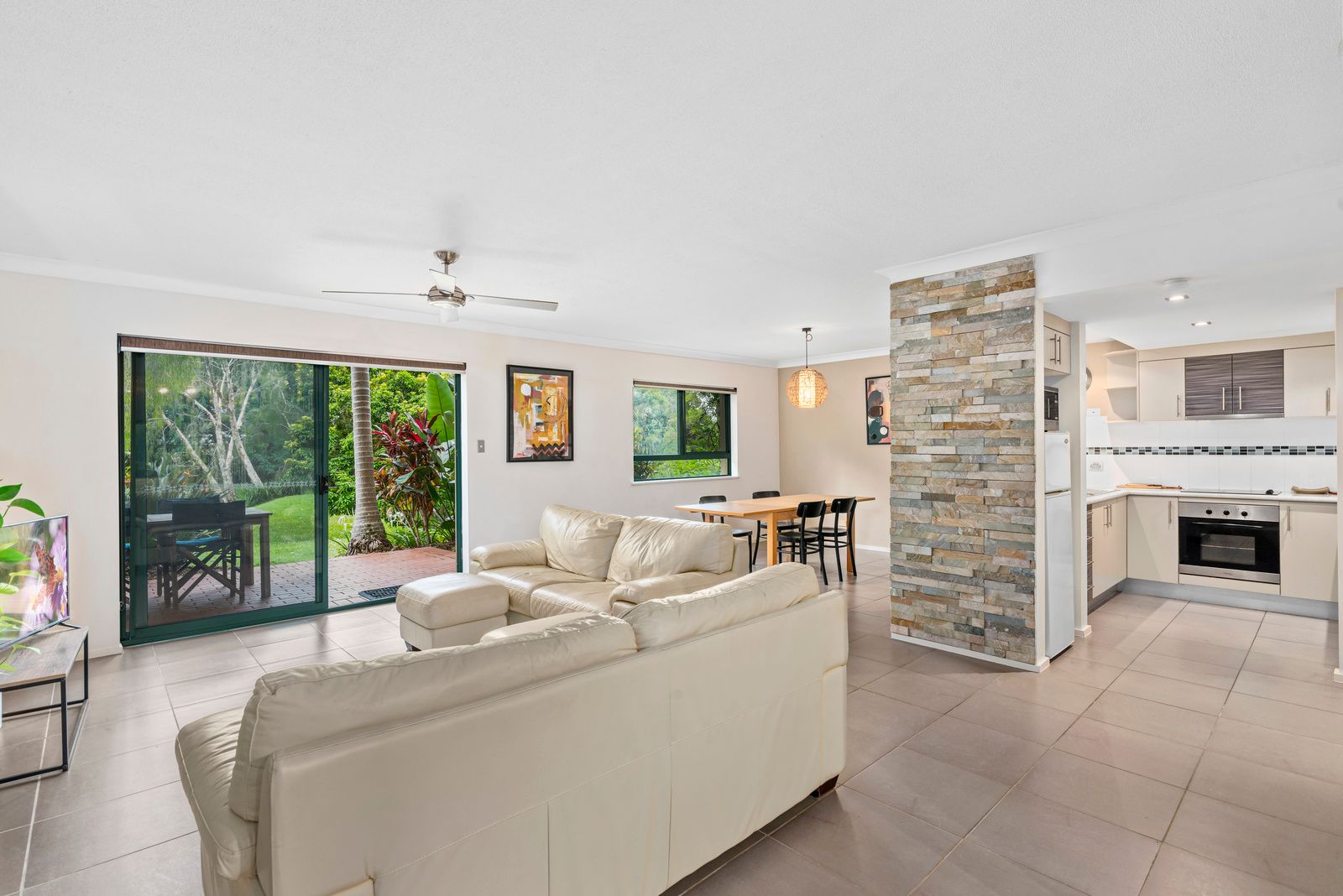 9 Domain Road, Currumbin QLD 4223