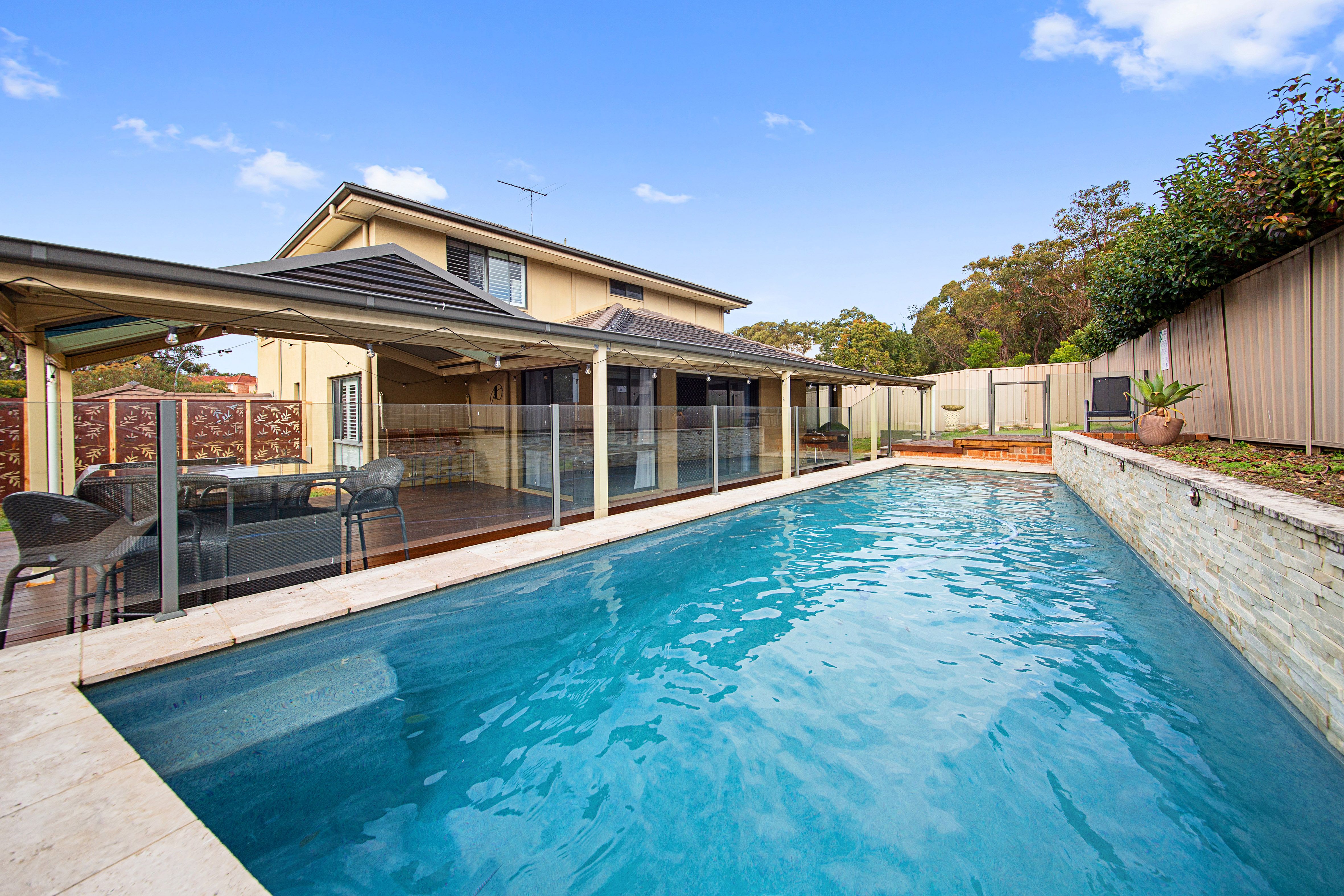 2 Beaumaris Drive, Menai, NSW 2234