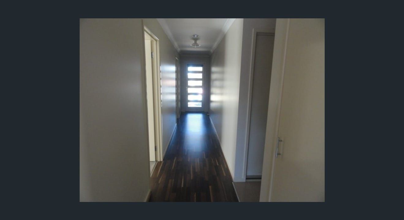 11 Highview Terrace, Kangaroo Flat, VIC 3555