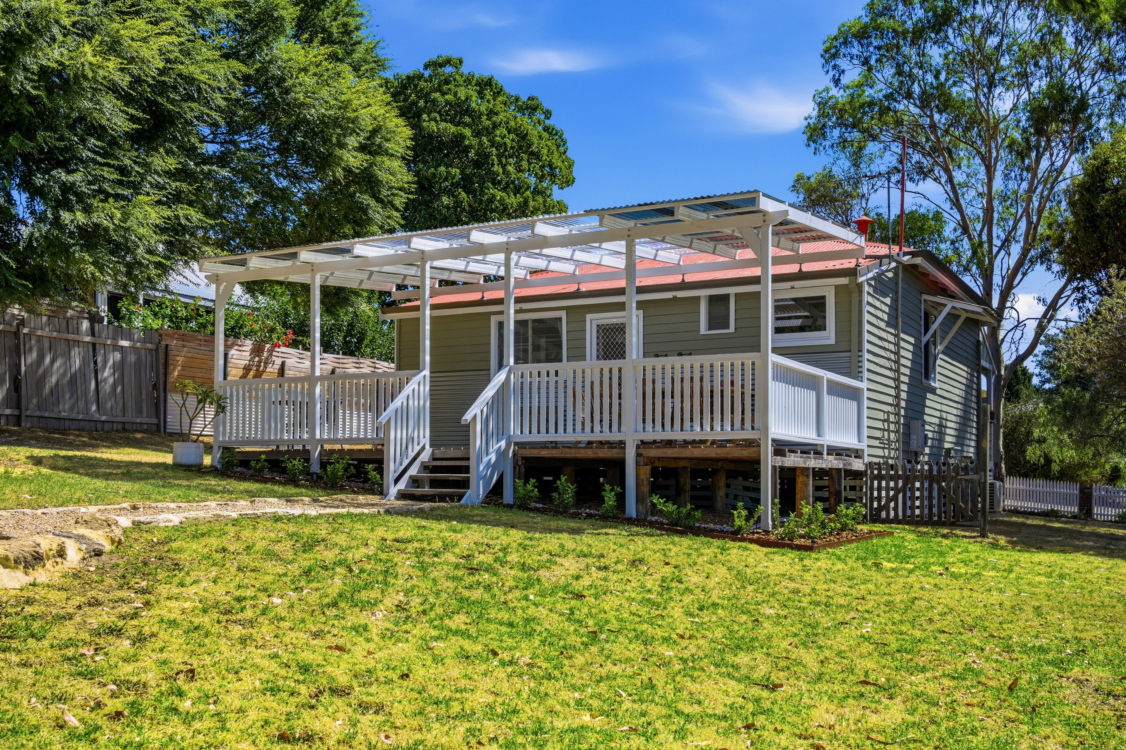 19 Dunnet Road, Nannup, WA