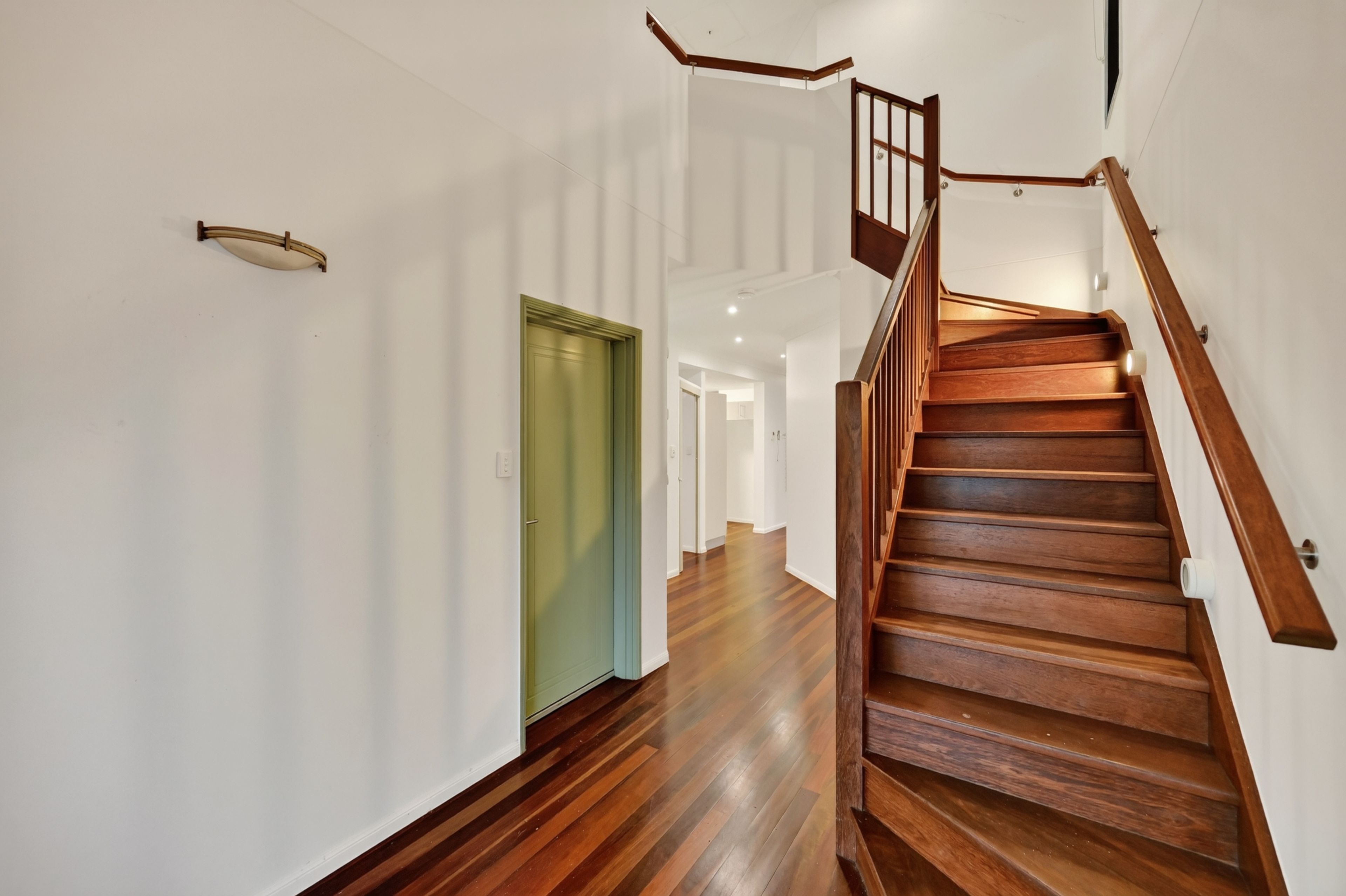 28 Waterview Drive — photo 18 of 25