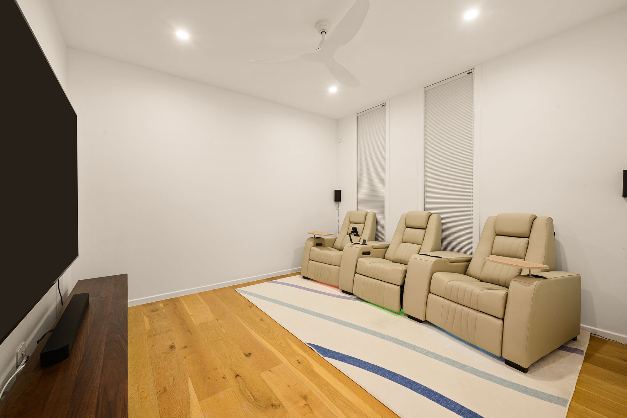 5030 Harbourview Drive — photo 8 of 30