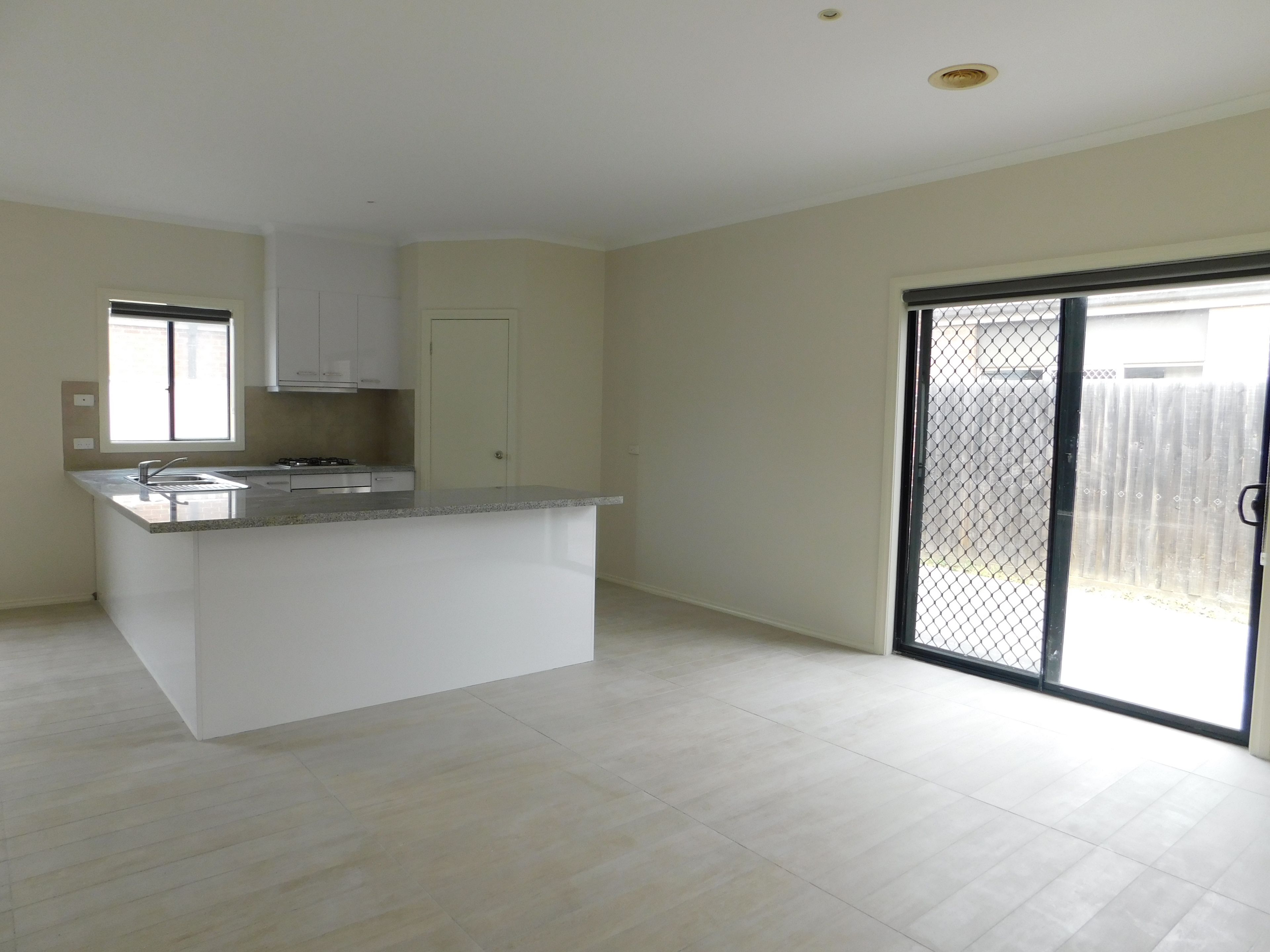 10 Cascade Crescent, Epping, VIC 3076