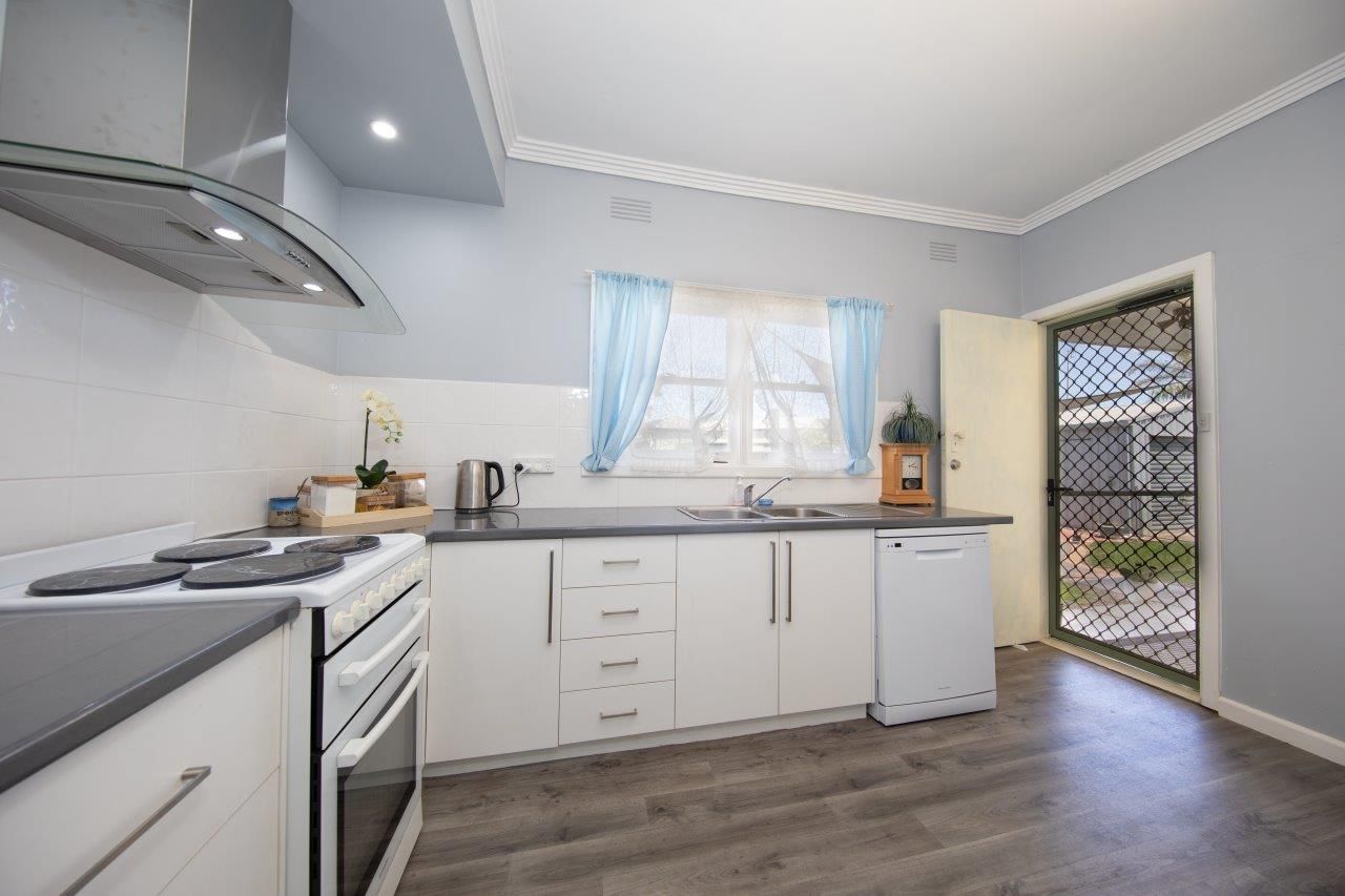 27 Maxwell Street, Kerang, VIC 3579