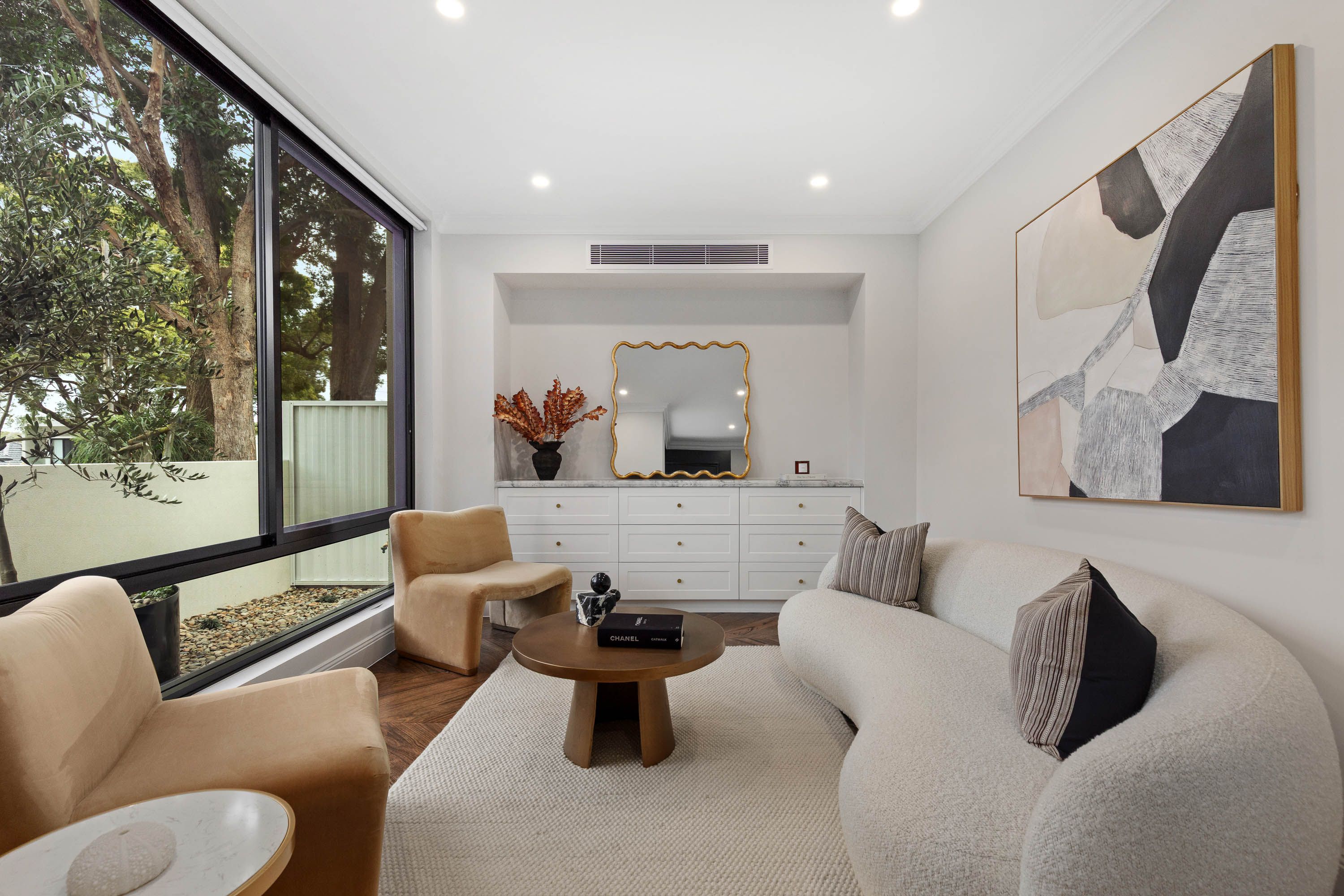 4 Linda Avenue — photo 11 of 20
