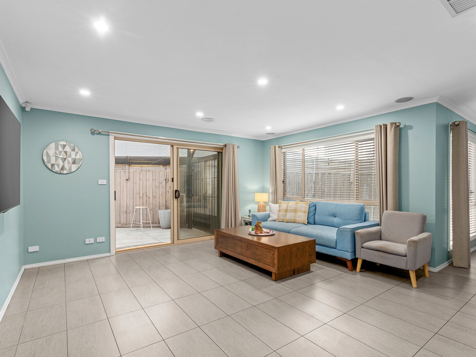 36-38 Streeton Close — photo 4 of 11