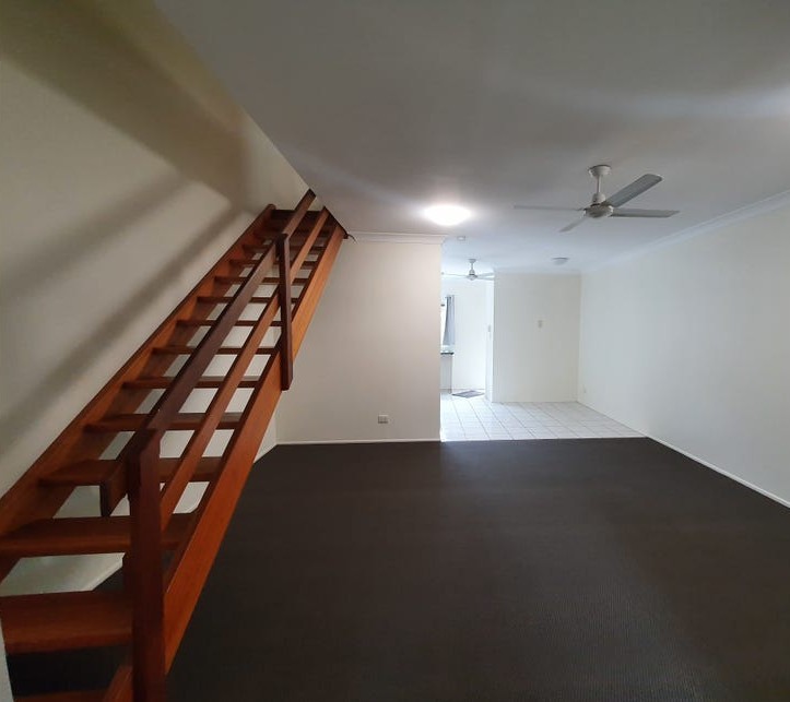4/3 Miles Street, Manoora, QLD 4870