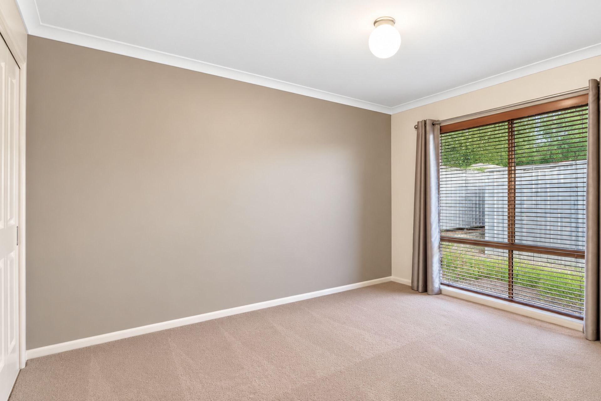8 Elliott Court — photo 7 of 12