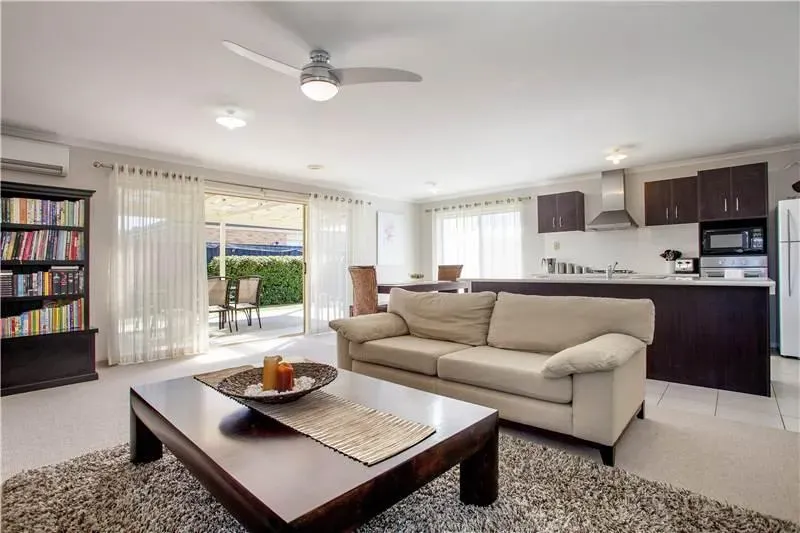 32 Nigella Avenue — photo 4 of 11