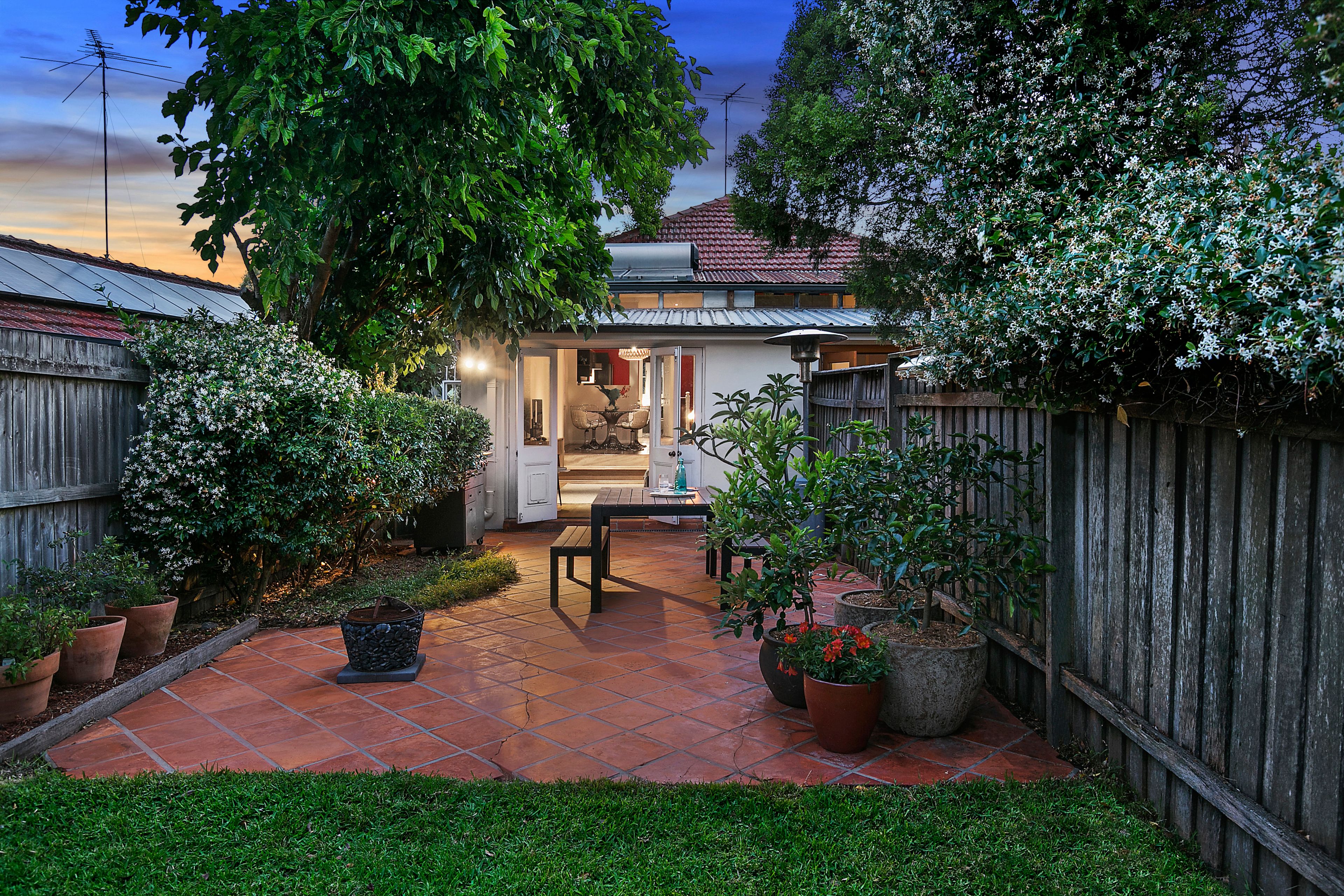 129 Warren Road