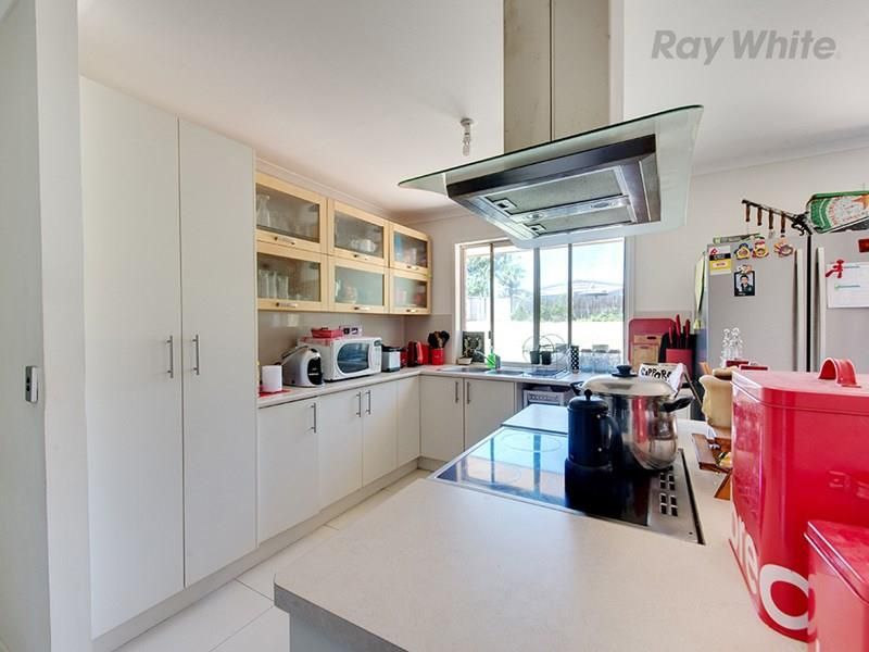 42 Somerfield Street, Redbank Plains, QLD 4301