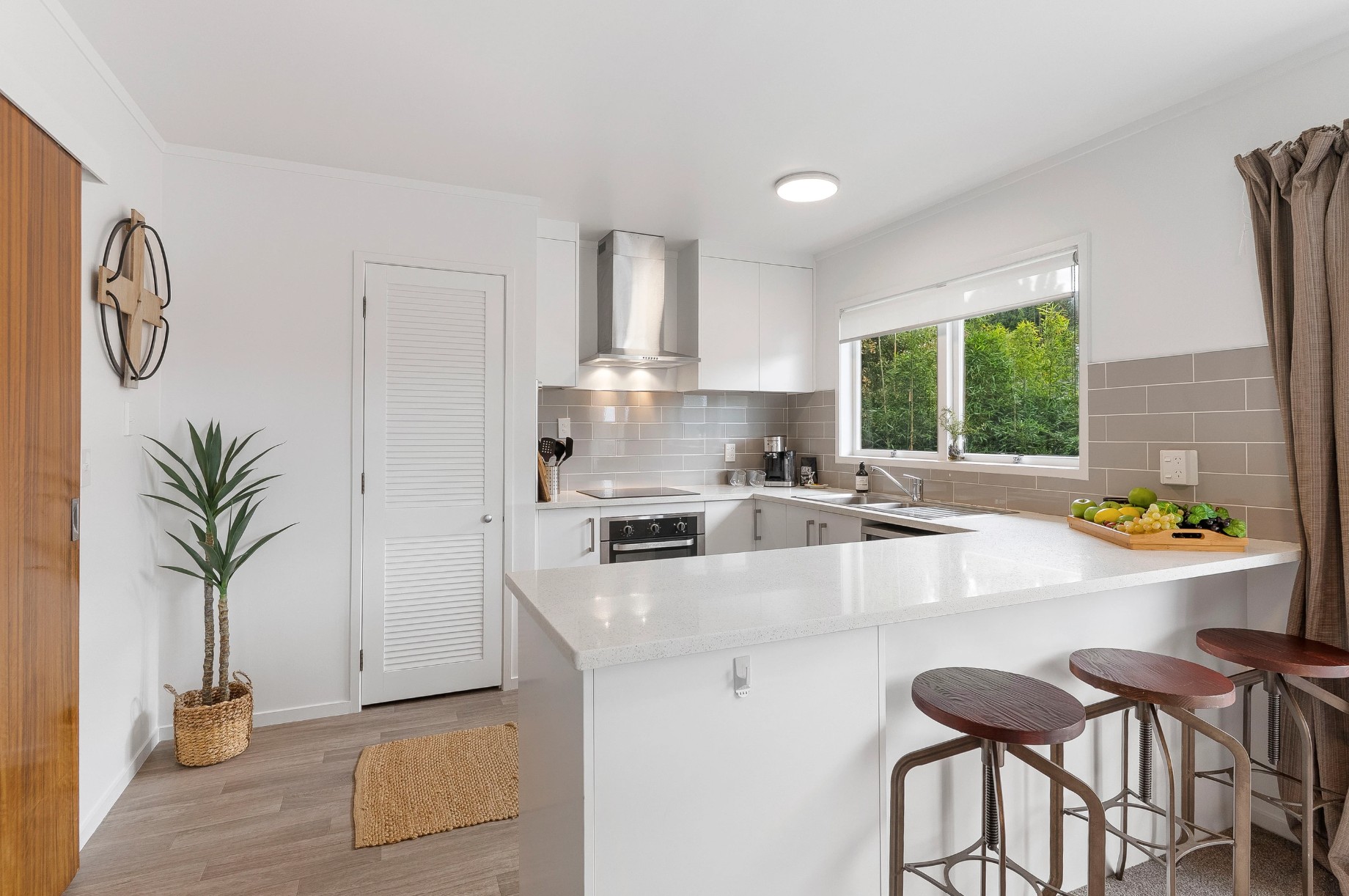 70 Stapleford Crescent, Browns Bay, North Shore City