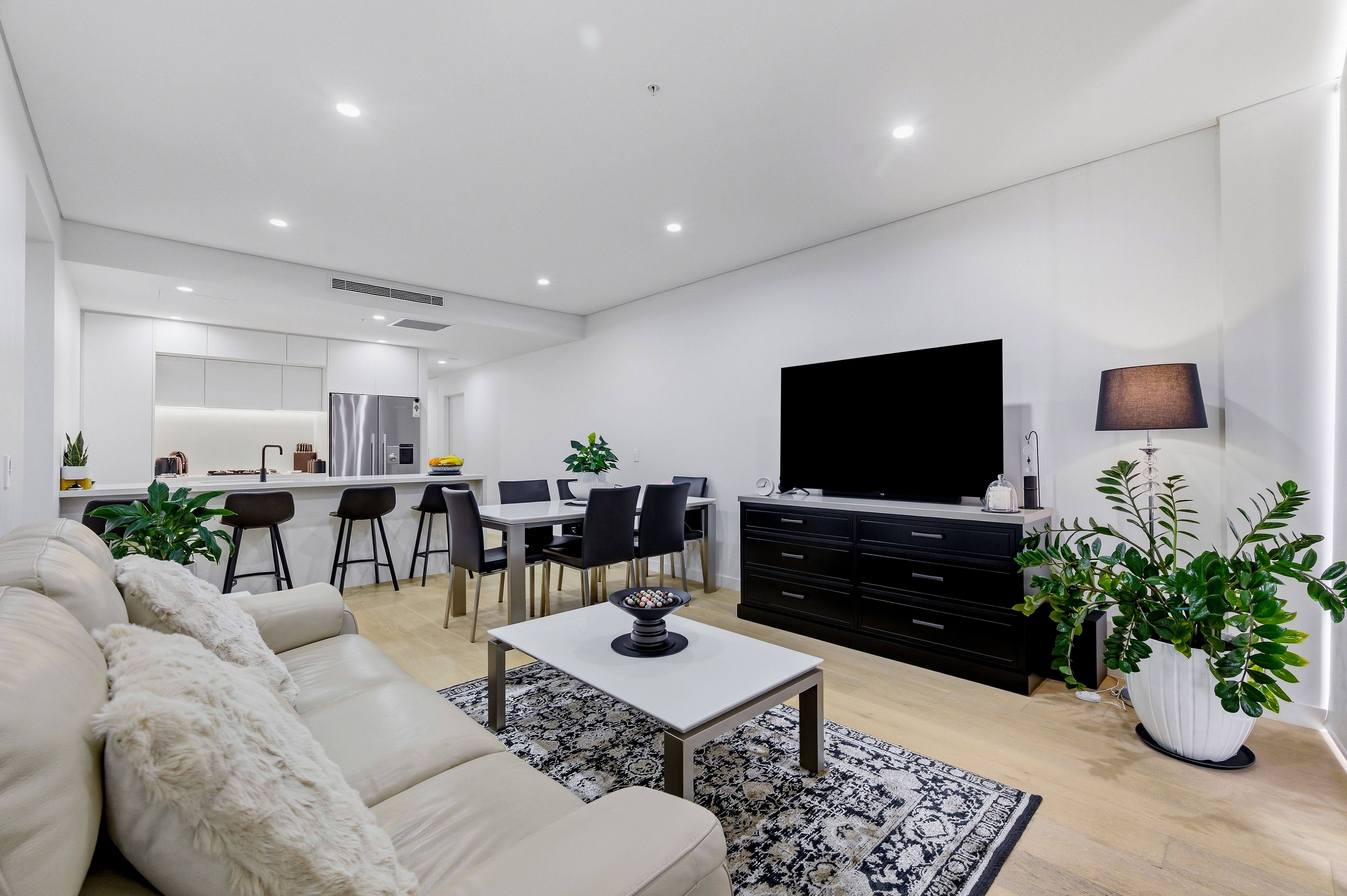 703/8 Dumaresq Street, Campbelltown, NSW 2560