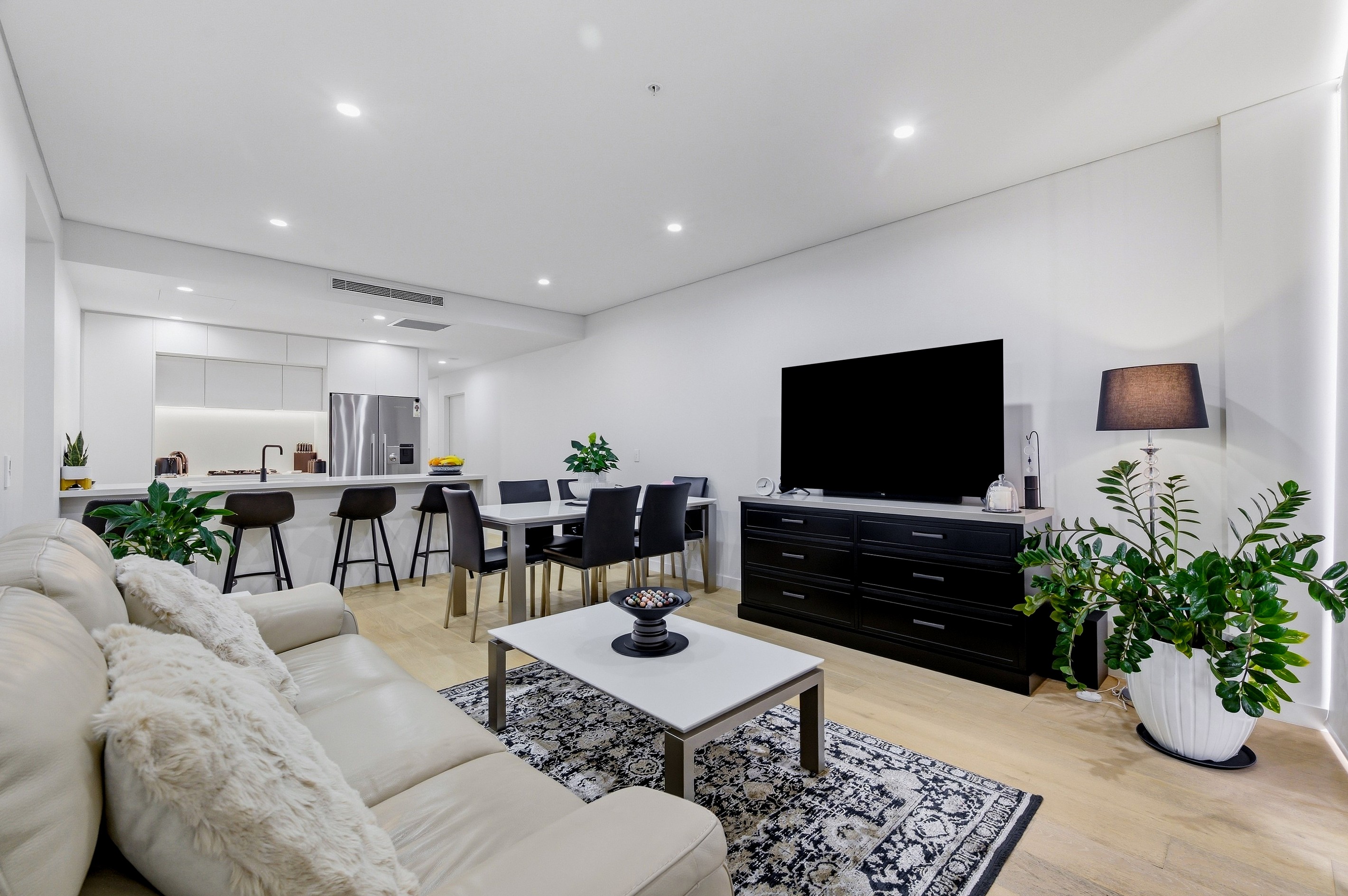 703/8 Dumaresq Street, Campbelltown, NSW 2560
