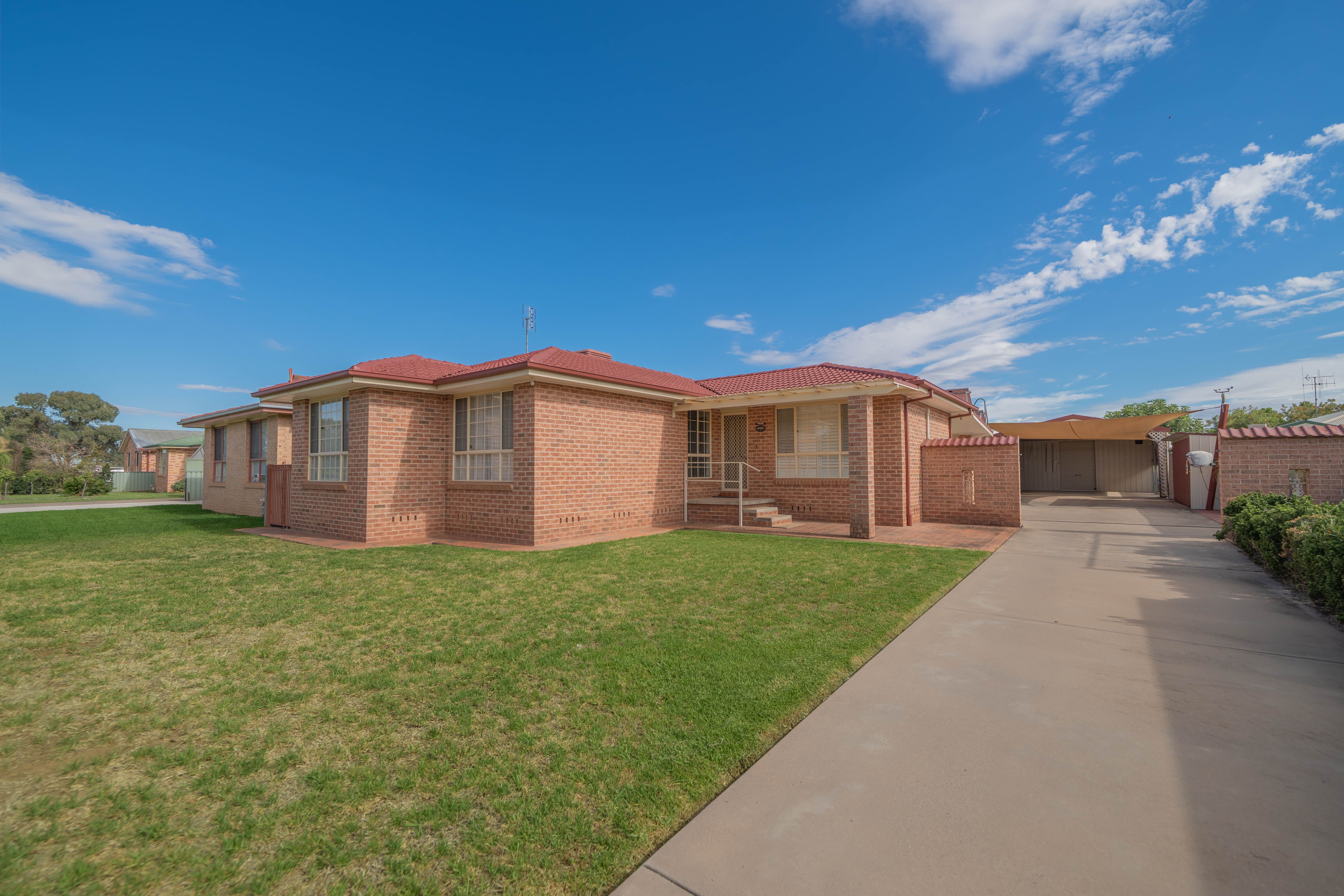 8 Koala Place, Forbes, NSW 2871