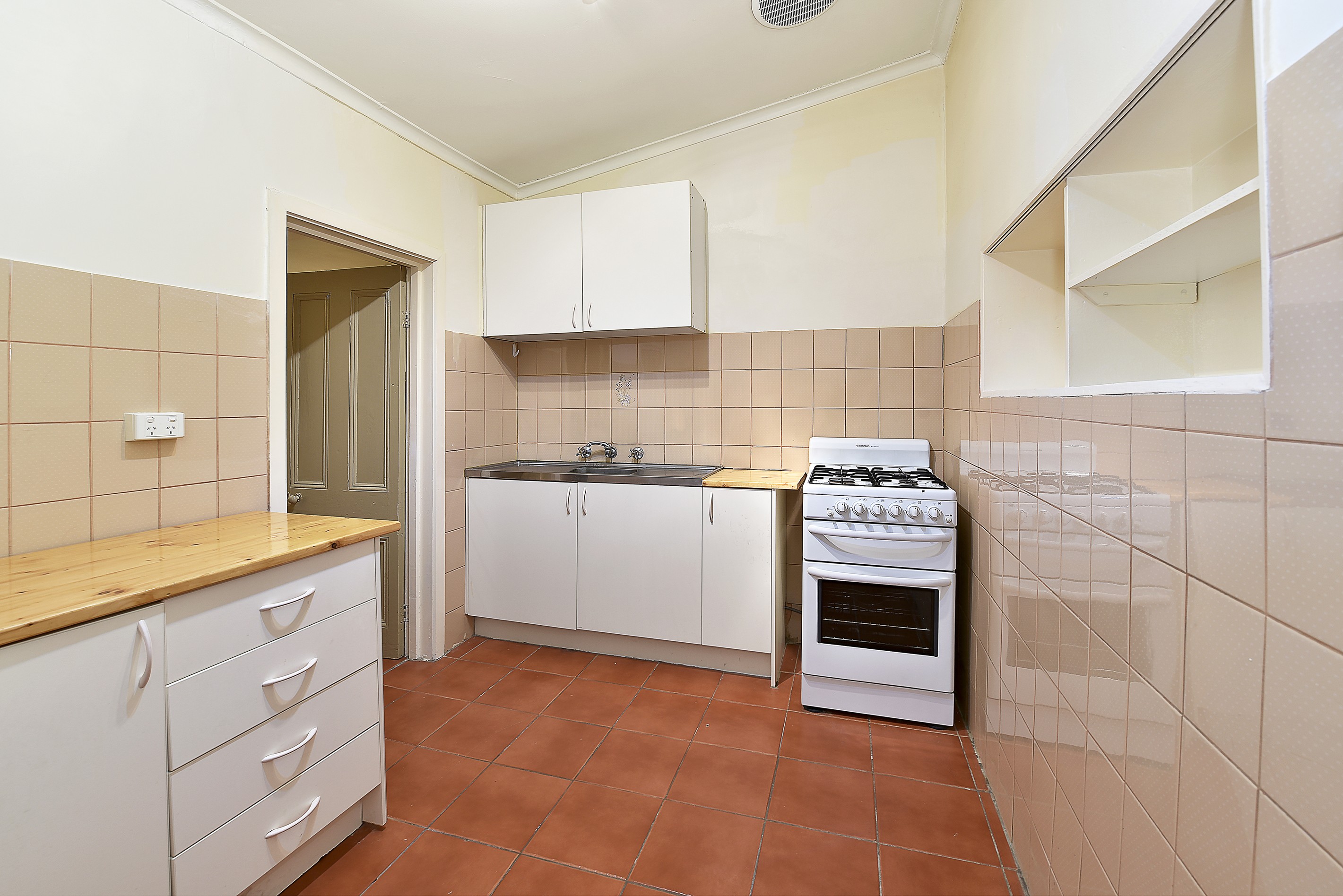 16 Main Street, Coburg, VIC 3058